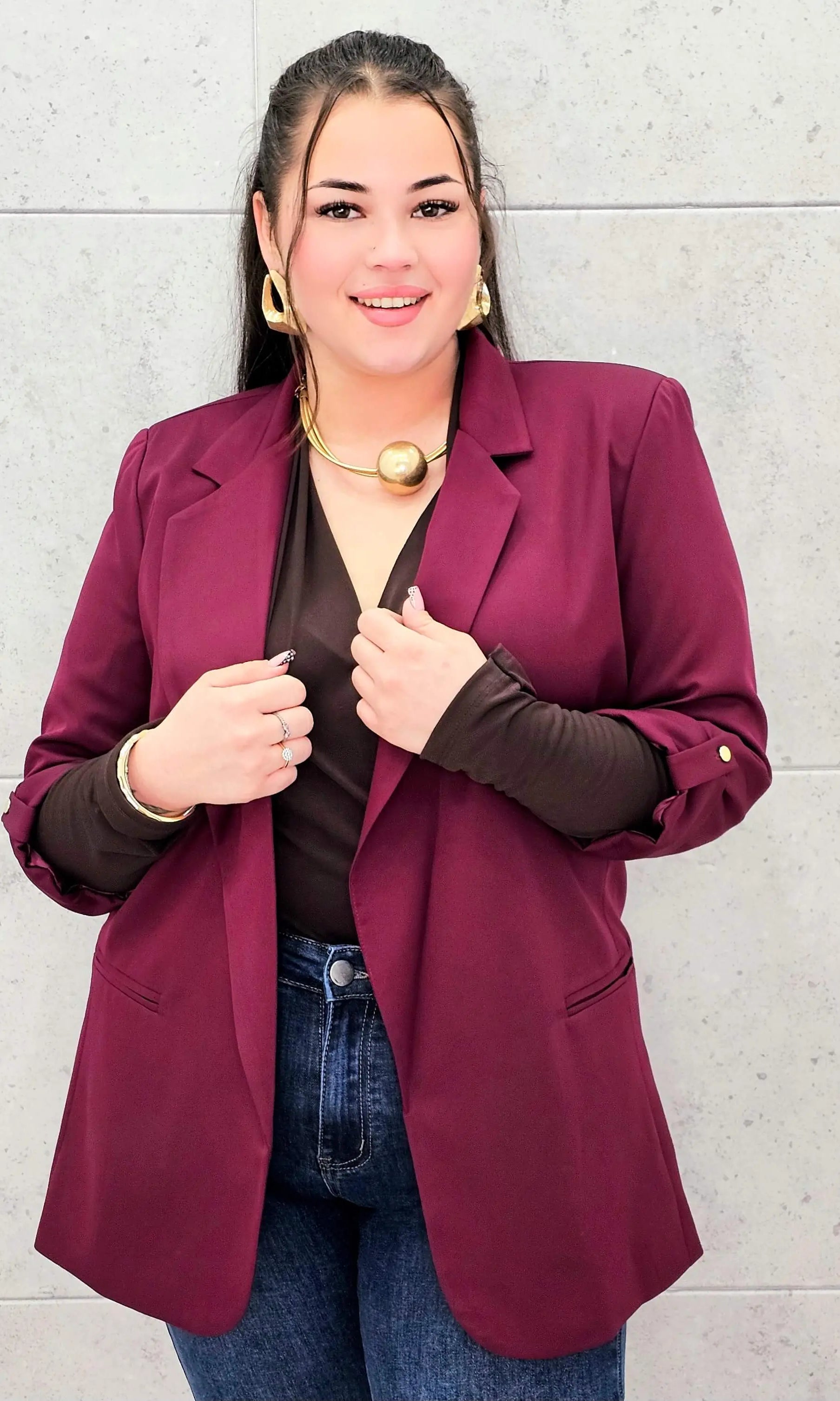 Marynarka plus size – elegancja, która pasuje do każdej stylizacji. Stylowa XL