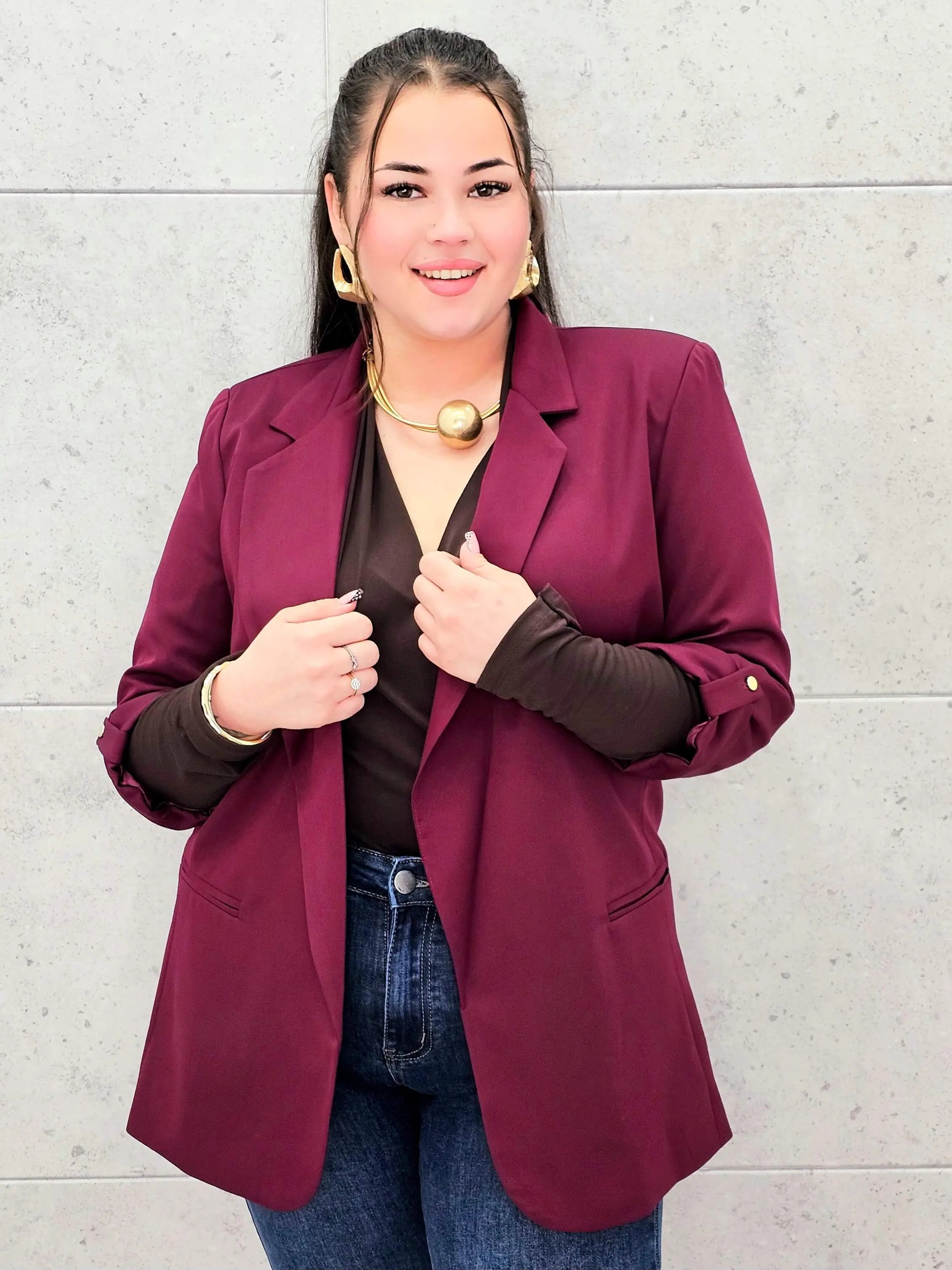 Marynarka plus size – elegancja, która pasuje do każdej stylizacji. Stylowa XL