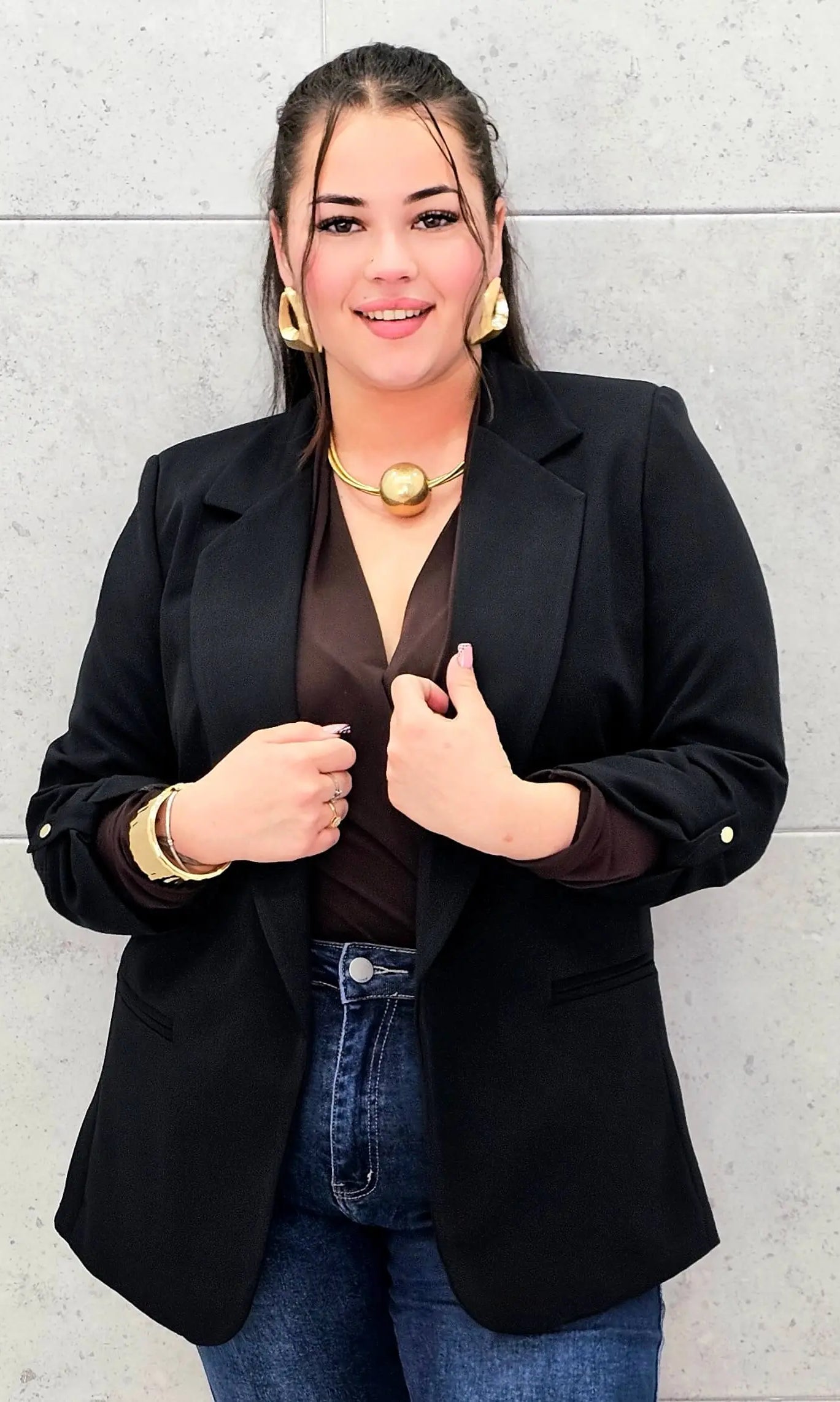 Marynarka plus size – elegancja, która pasuje do każdej stylizacji. Stylowa XL