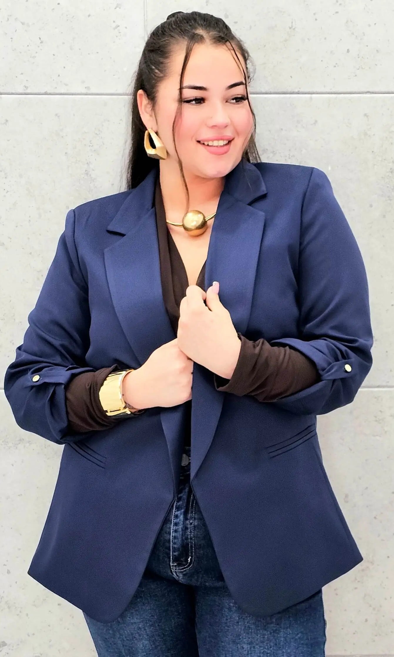 Marynarka plus size – elegancja, która pasuje do każdej stylizacji. Stylowa XL