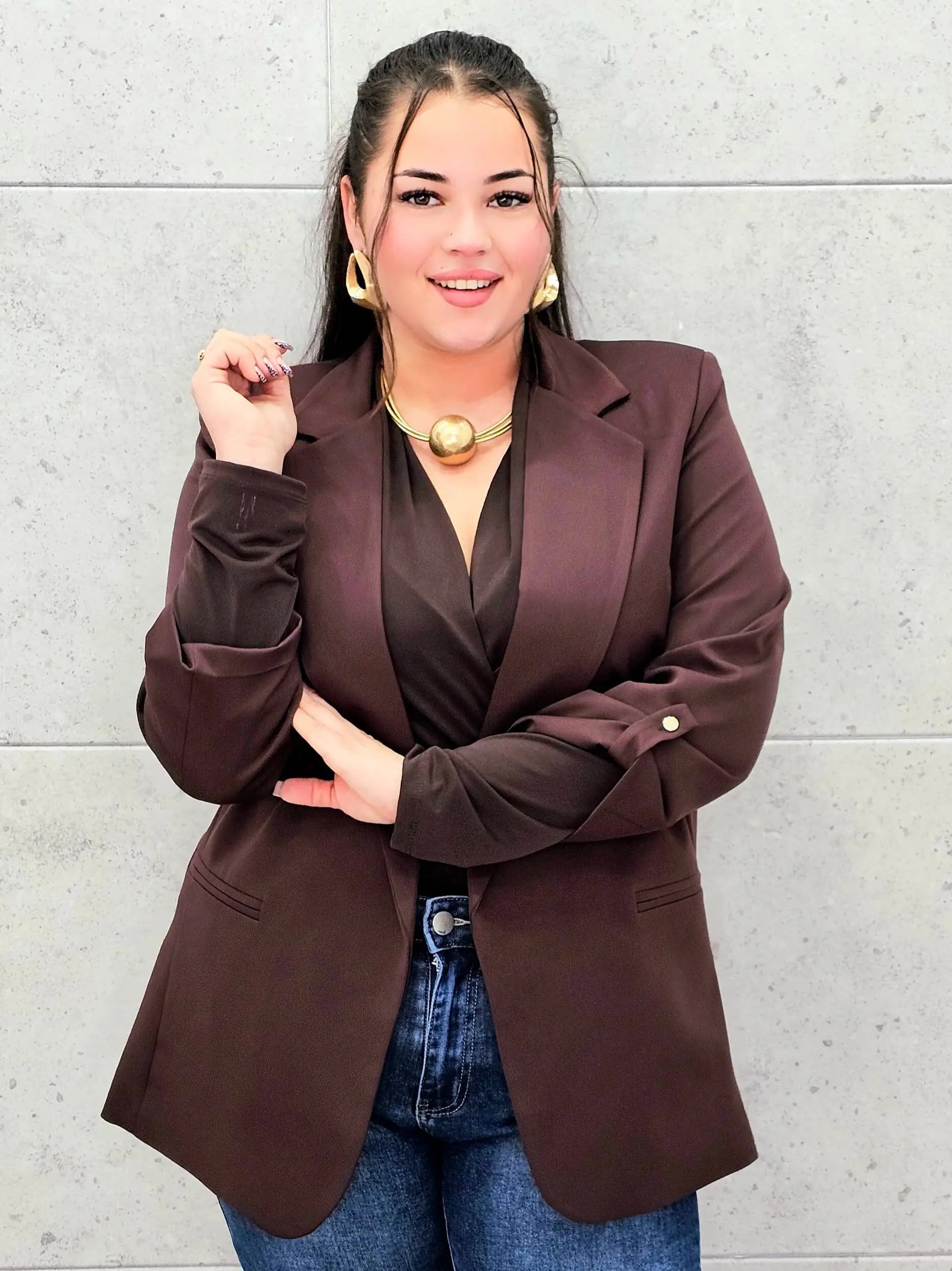 Marynarka plus size – elegancja, która pasuje do każdej stylizacji. Stylowa XL