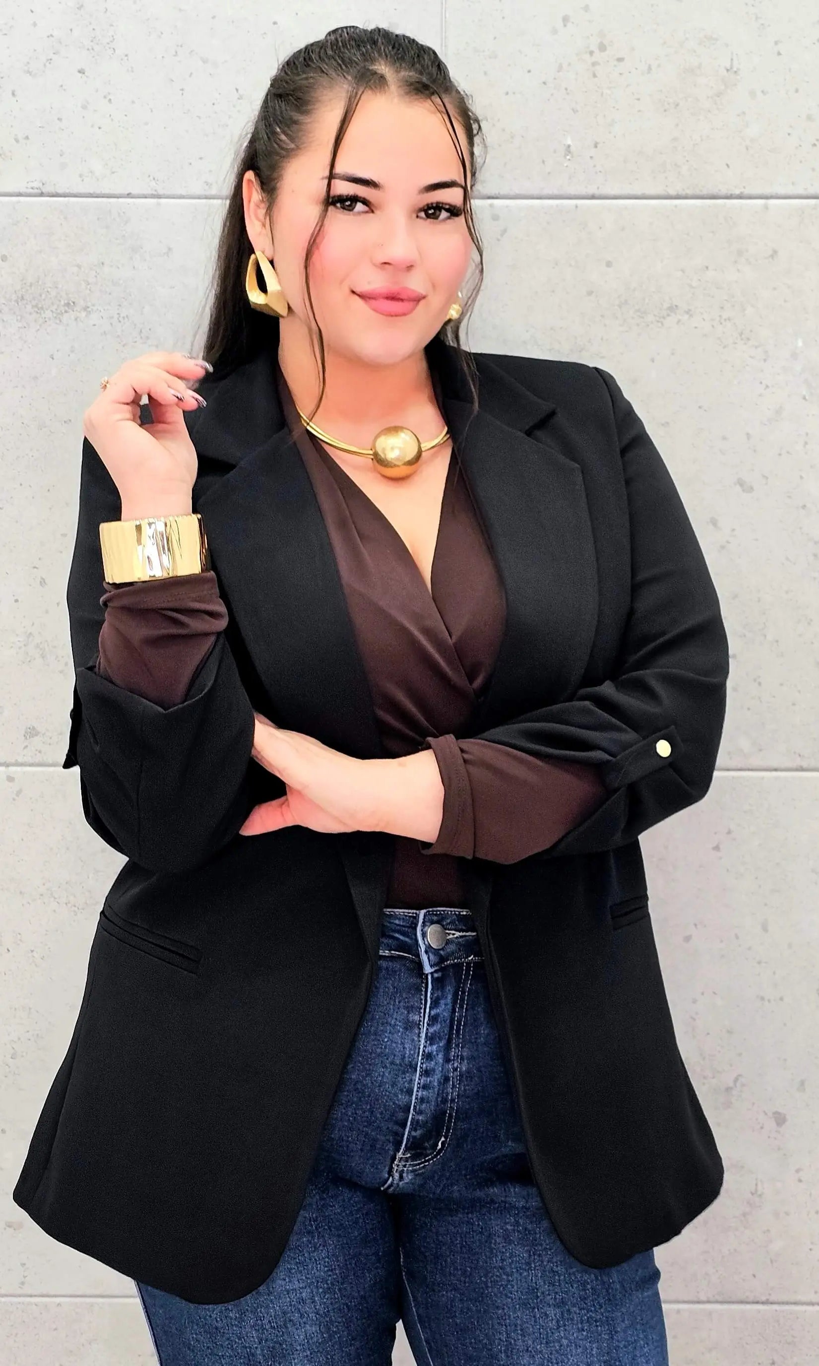 Marynarka plus size – elegancja, która pasuje do każdej stylizacji. Stylowa XL