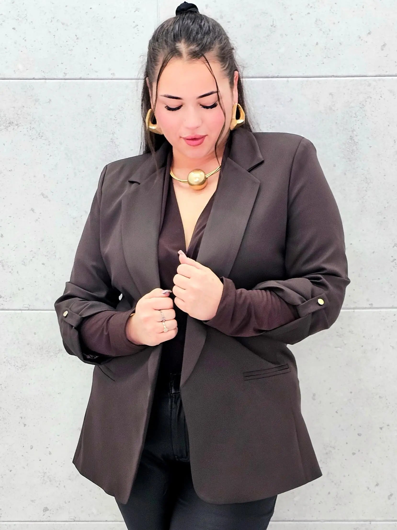 Marynarka plus size – elegancja, która pasuje do każdej stylizacji. Stylowa XL