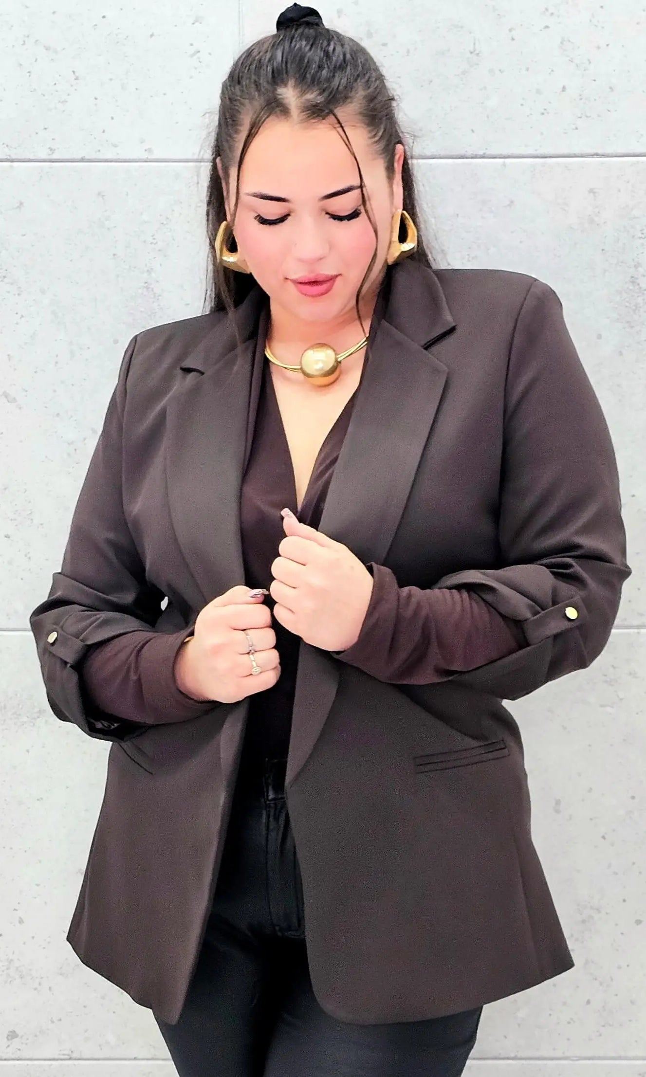 Marynarka plus size – elegancja, która pasuje do każdej stylizacji. Stylowa XL