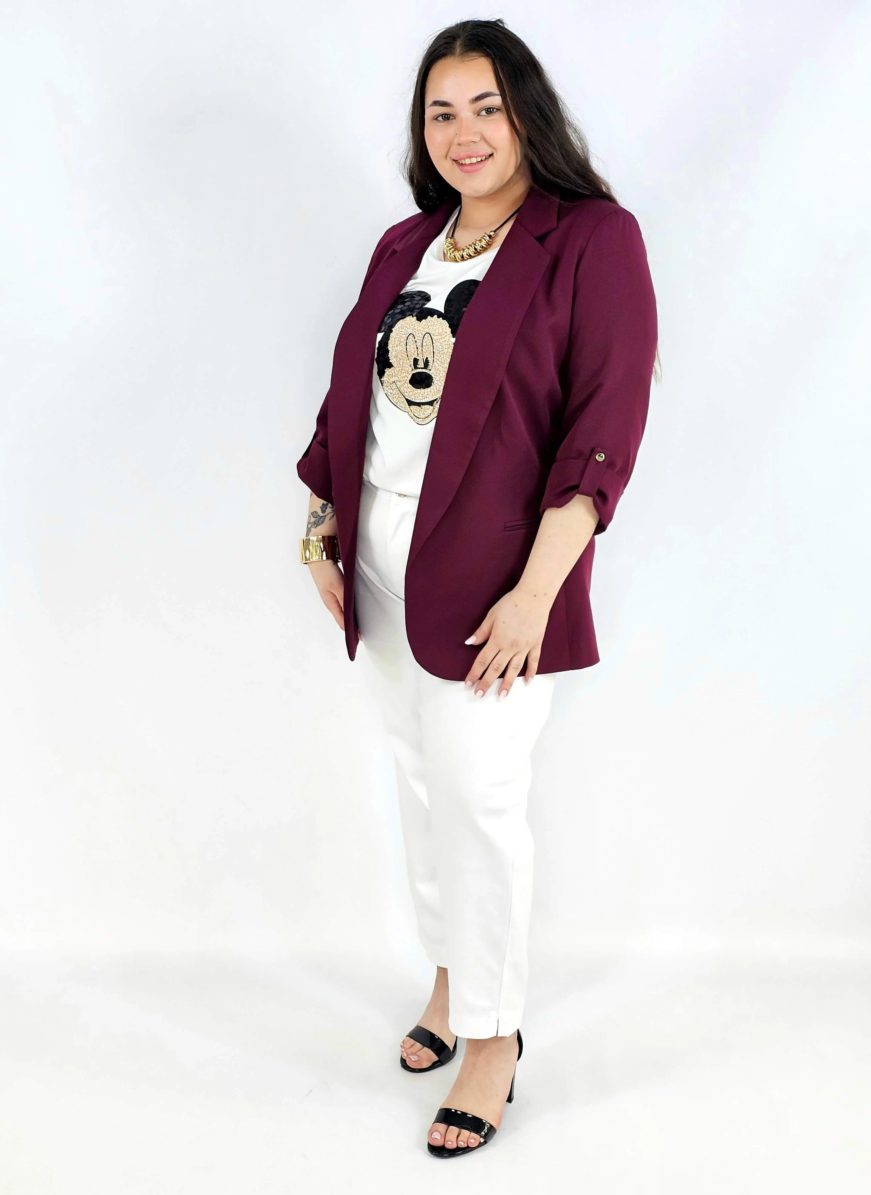 Marynarka plus size – elegancja, która pasuje do każdej stylizacji. Stylowa XL