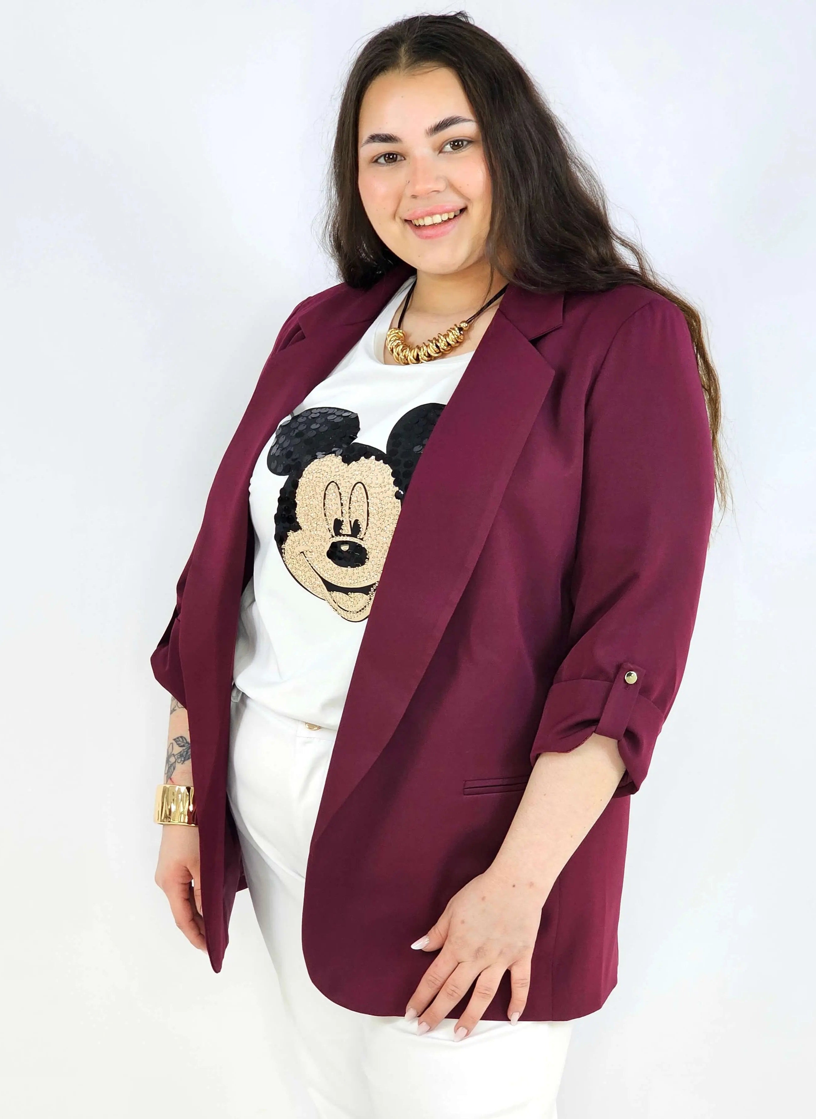 Marynarka plus size – elegancja, która pasuje do każdej stylizacji. Stylowa XL