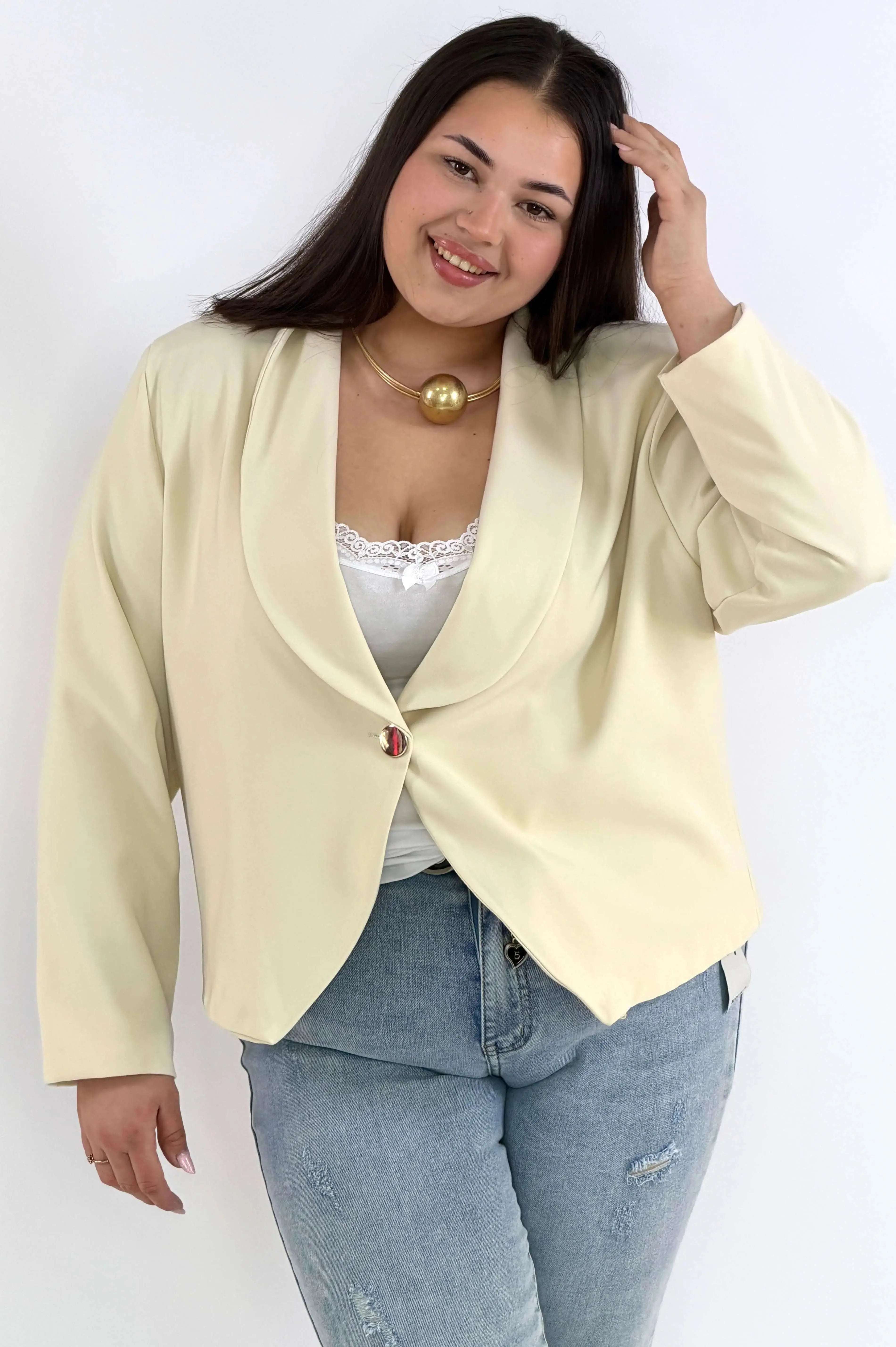 Marynarka plus size elegancka o krótkim kroju XXL Stylowa XL