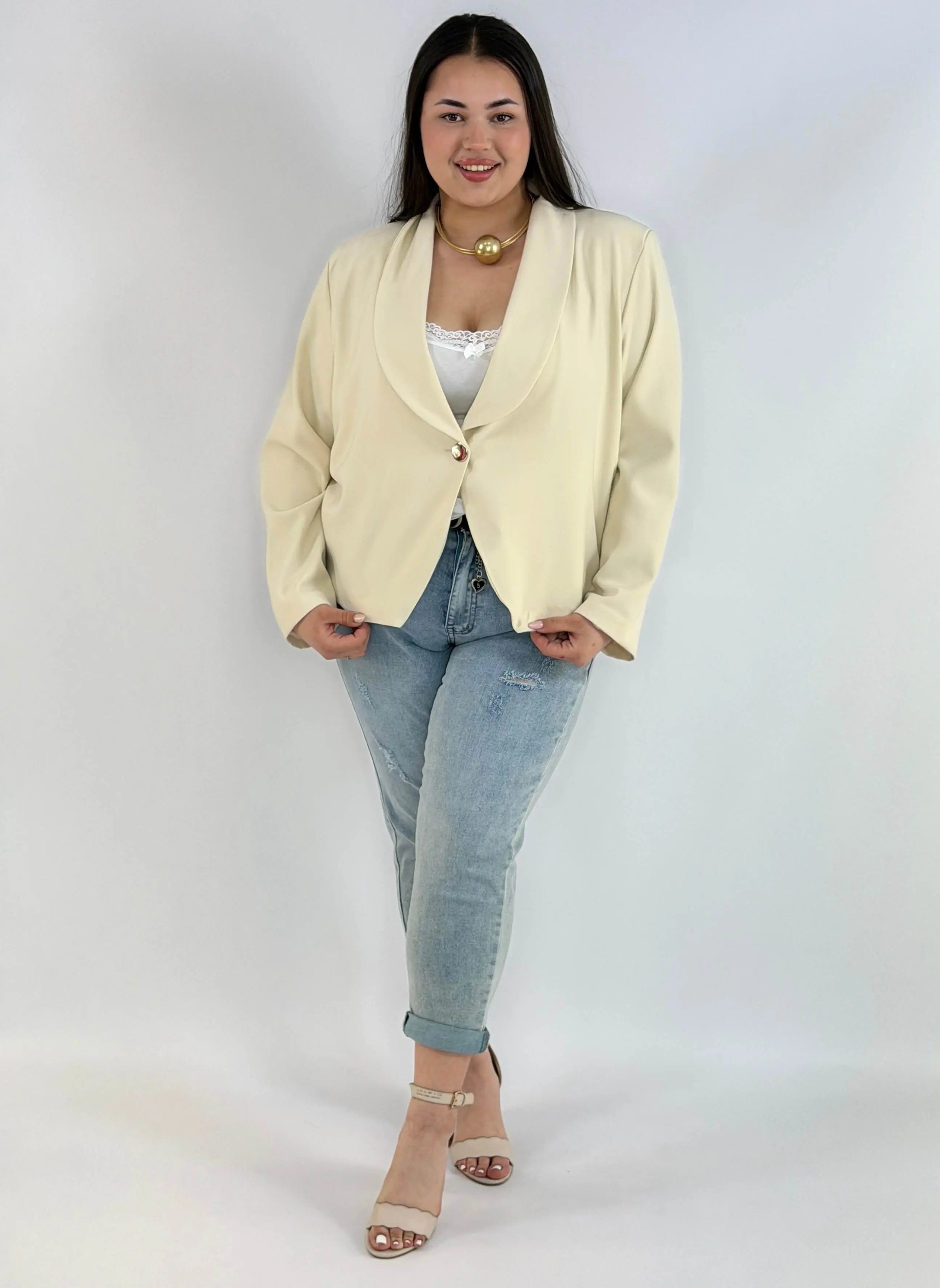 Marynarka plus size elegancka o krótkim kroju XXL Stylowa XL