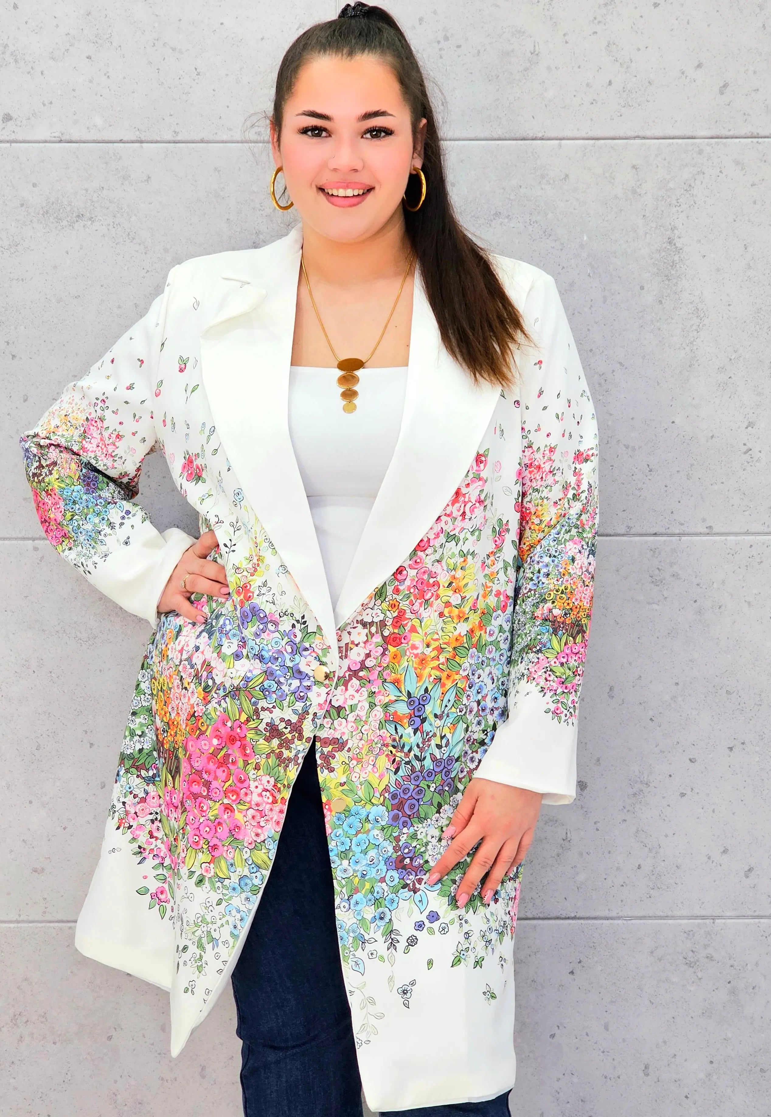 Marynarka plus size w kwiaty – elegancja dla kobiet XXL Stylowa XL
