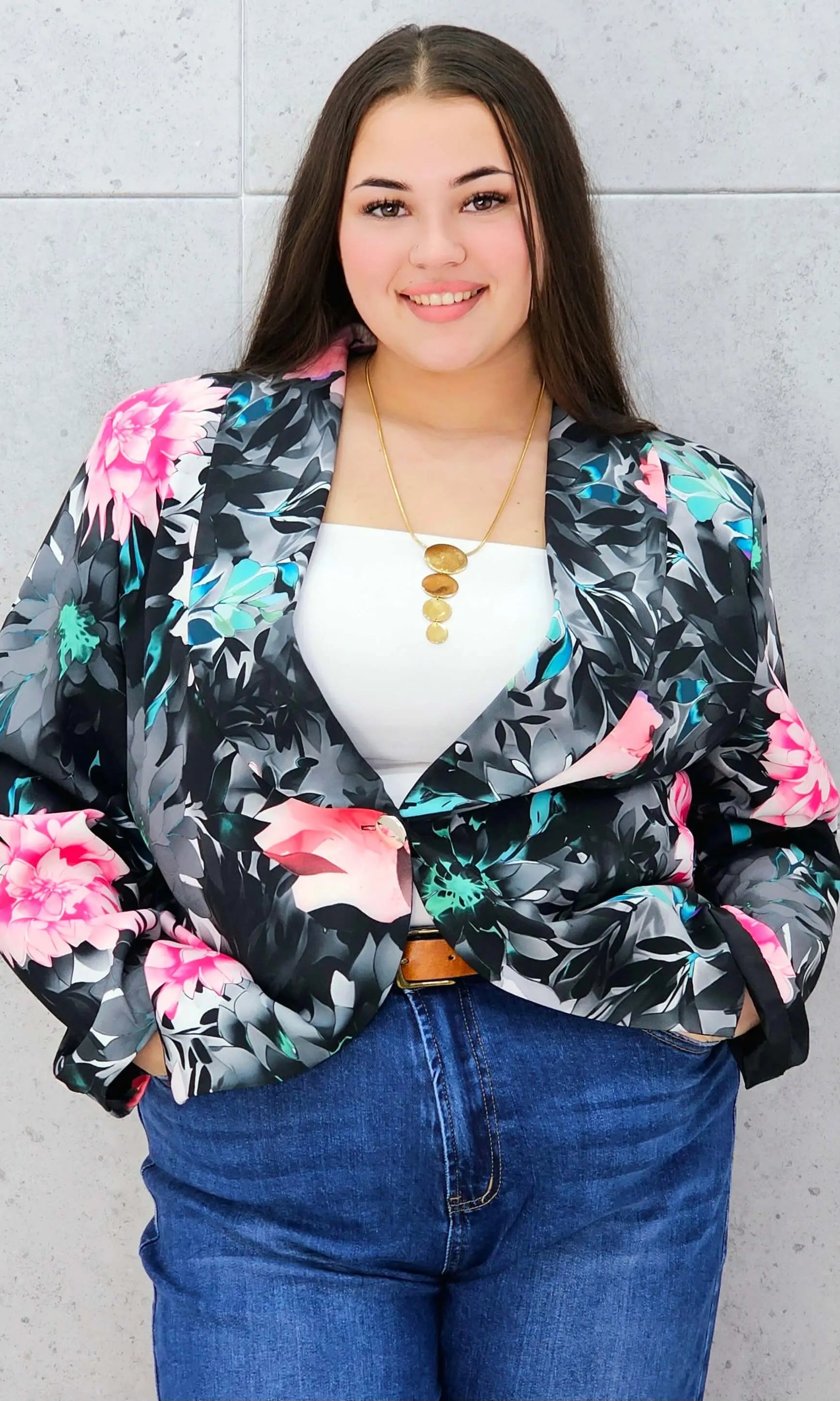 Marynarka plus size w kwiaty – elegancka i kobieca Stylowa XL Stylowa XL