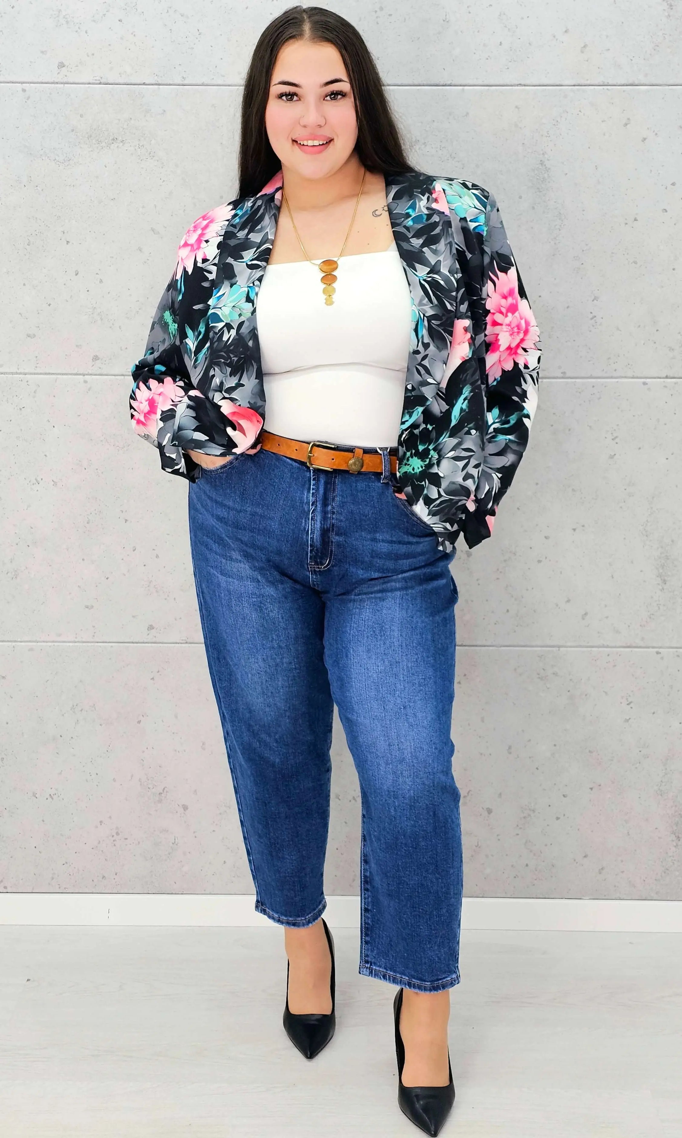 Marynarka plus size w kwiaty – elegancka i kobieca Stylowa XL Stylowa XL