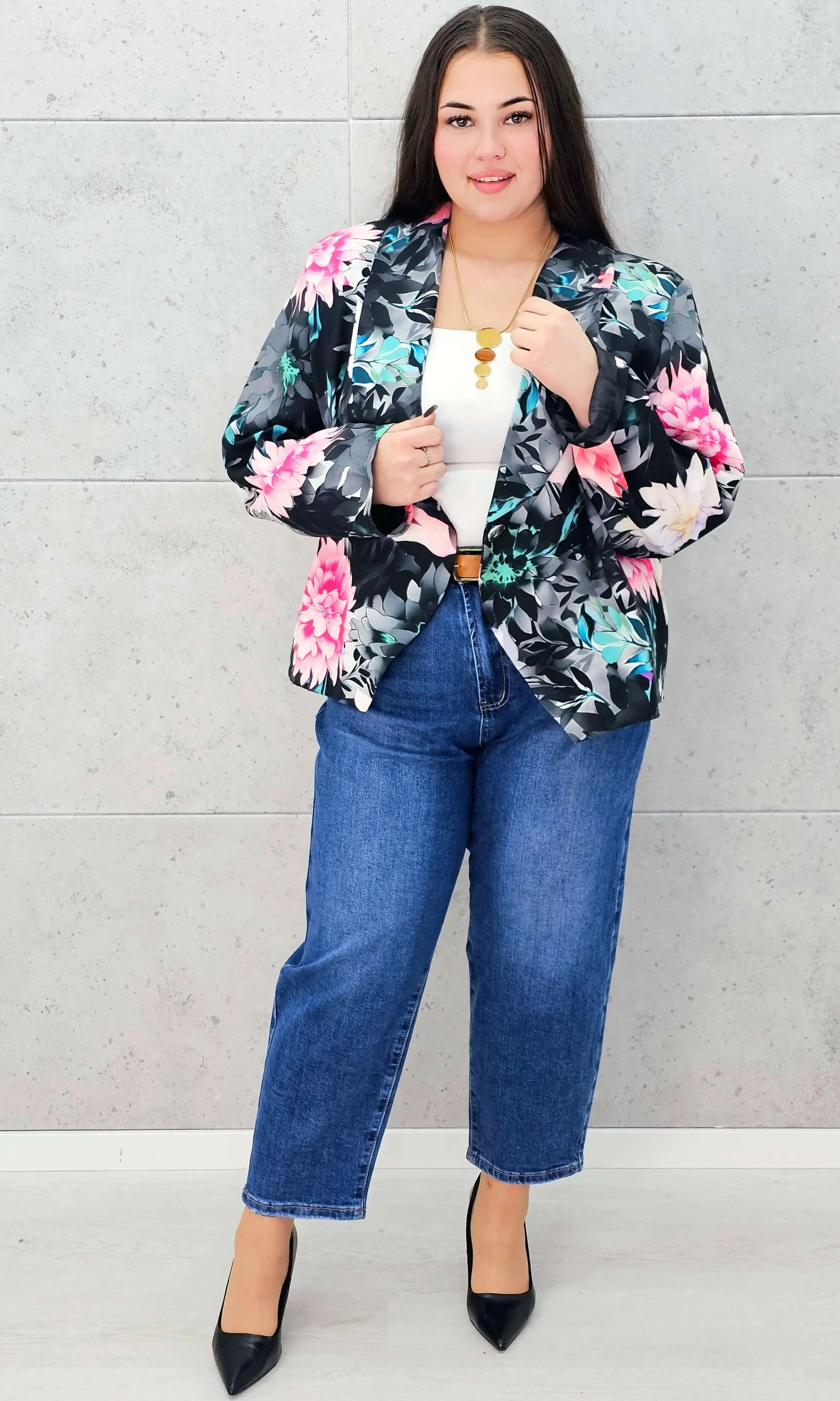 Marynarka plus size w kwiaty – elegancka i kobieca Stylowa XL Stylowa XL