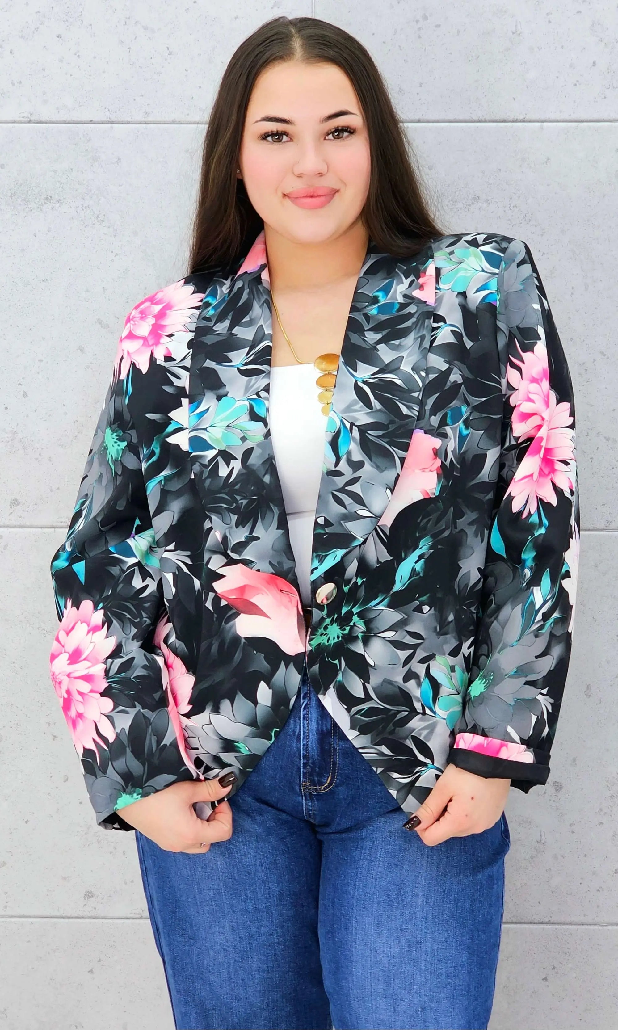 Marynarka plus size w kwiaty – elegancka i kobieca Stylowa XL Stylowa XL