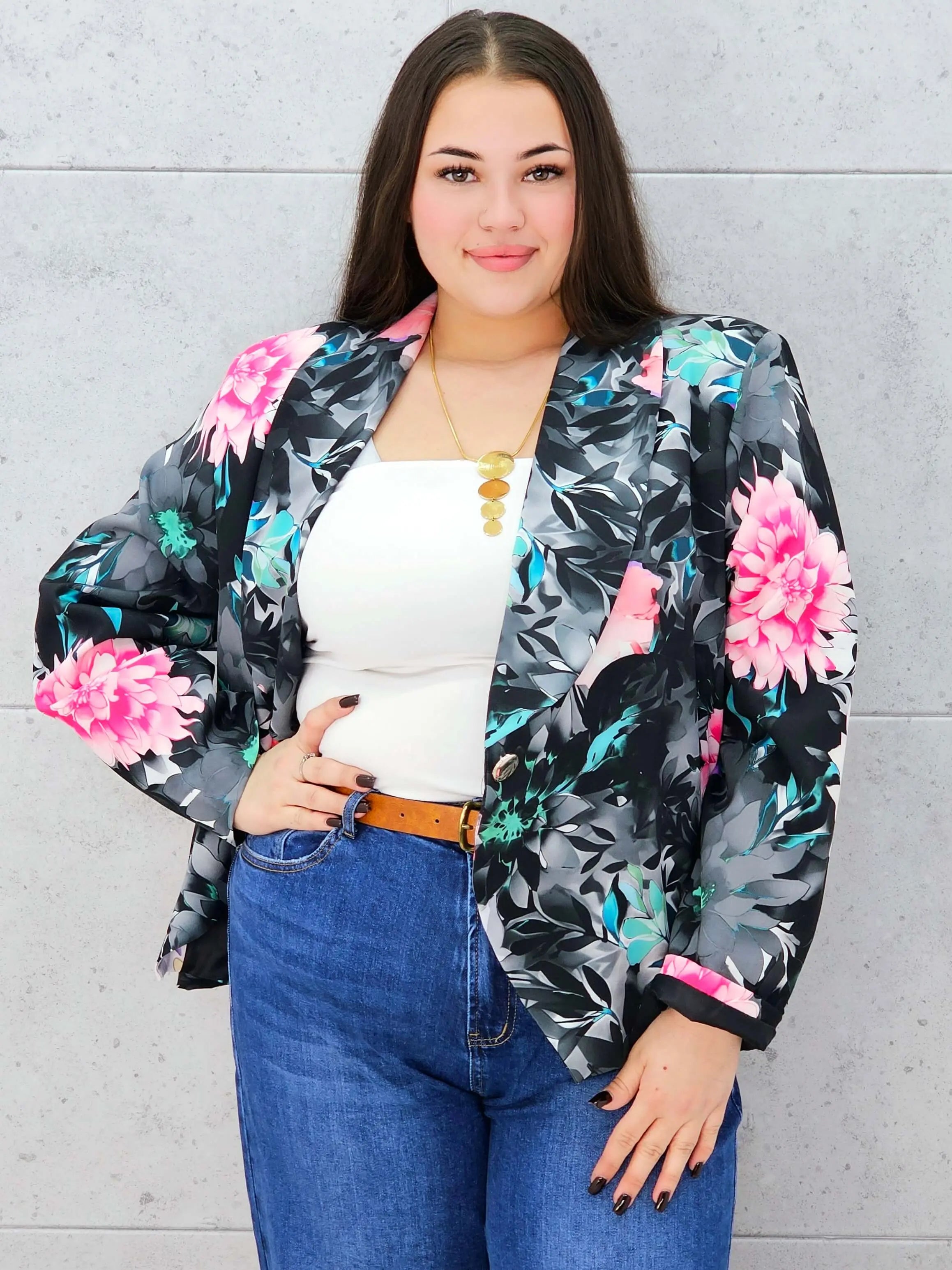 Marynarka plus size w kwiaty – elegancka i kobieca Stylowa XL Stylowa XL
