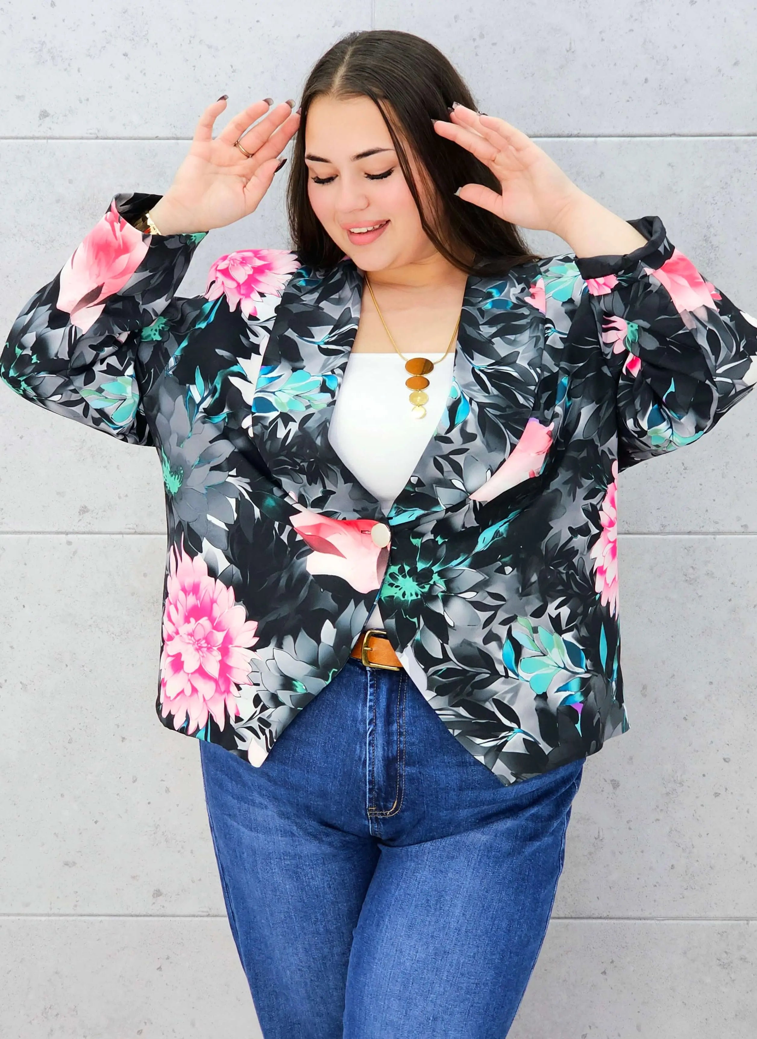 Marynarka plus size w kwiaty – elegancka i kobieca Stylowa XL Stylowa XL