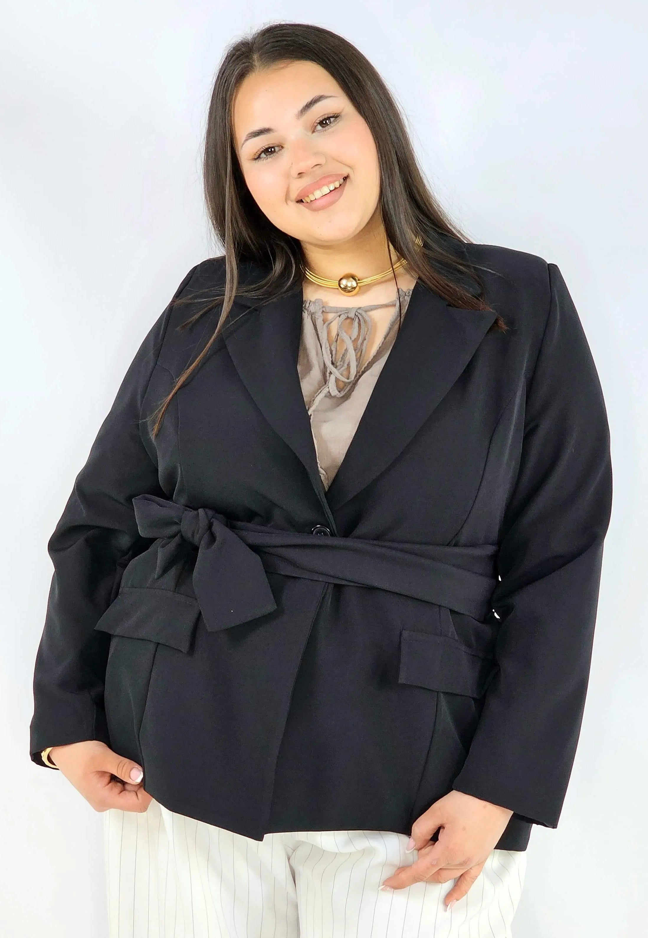 Marynarka plus size z wiązaniem elegancka dopasowana i kobieca Stylowa XL