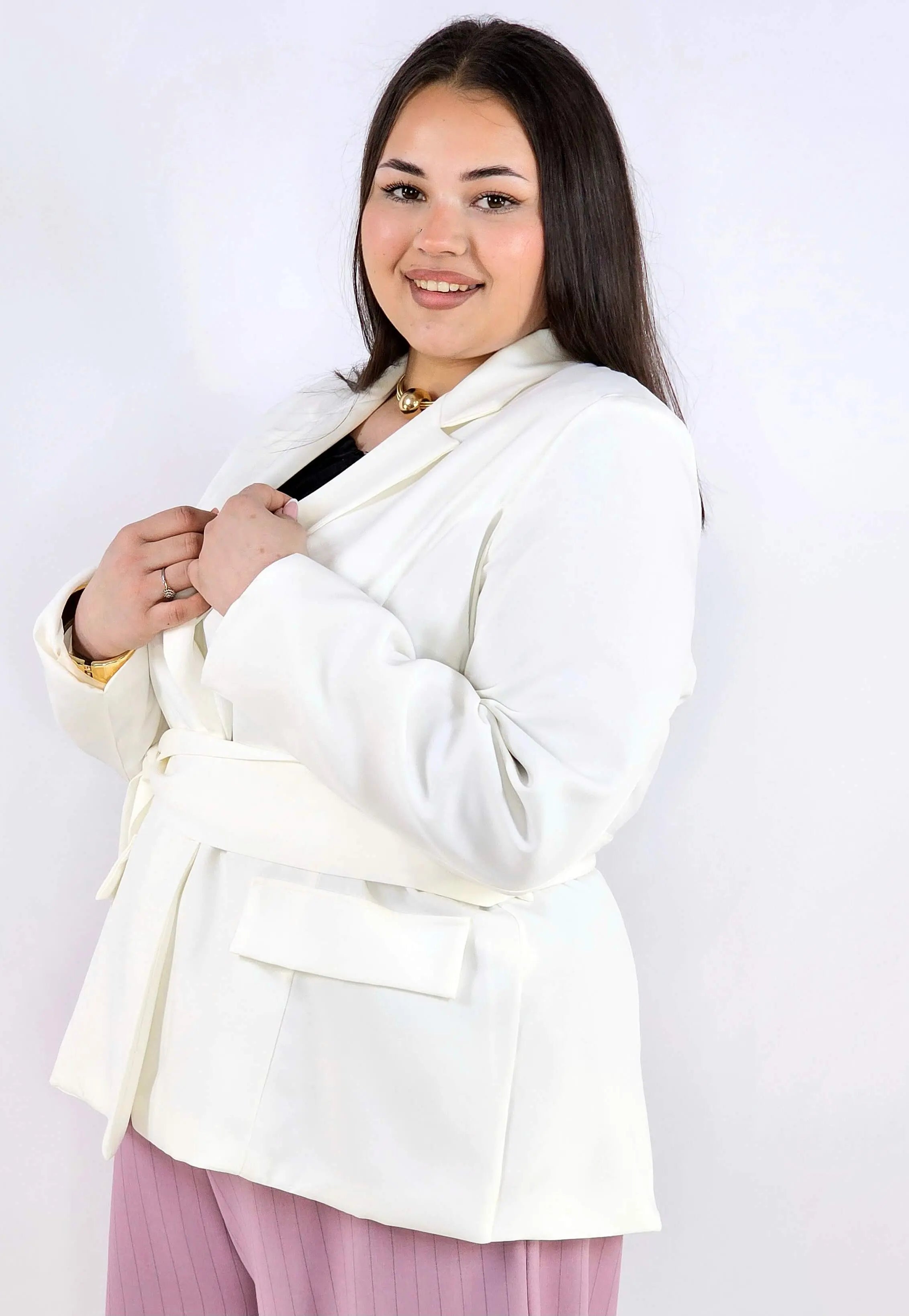 Marynarka plus size z wiązaniem elegancka dopasowana i kobieca Stylowa XL