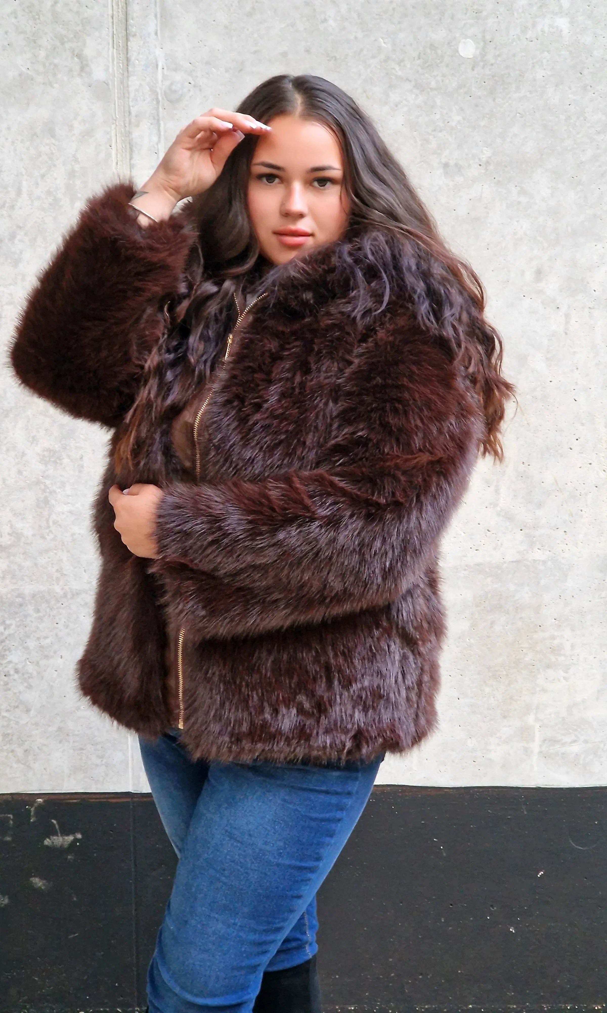 Miękkie futerko z kapturem Stylowa XL