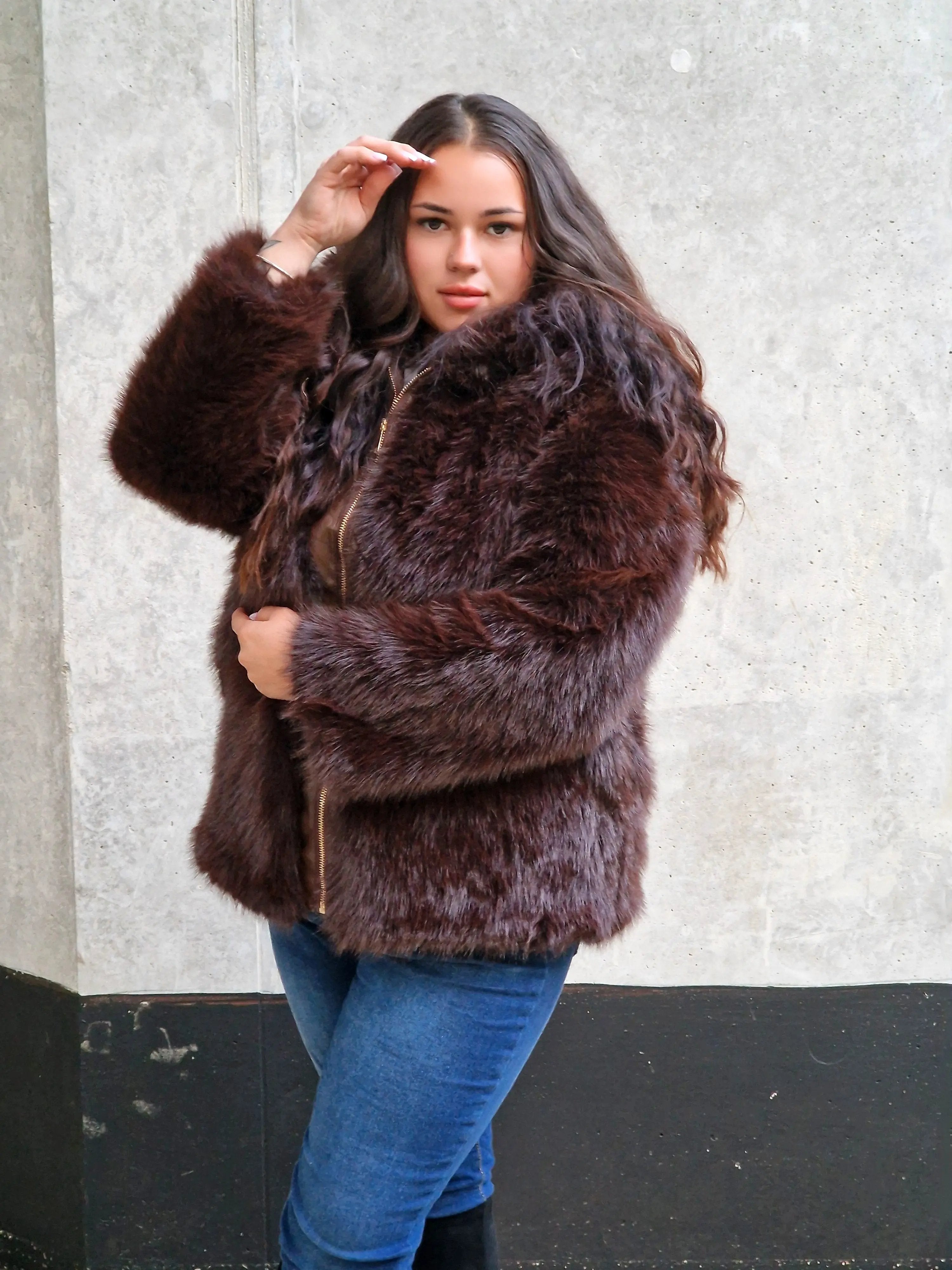 Miękkie futerko z kapturem Stylowa XL