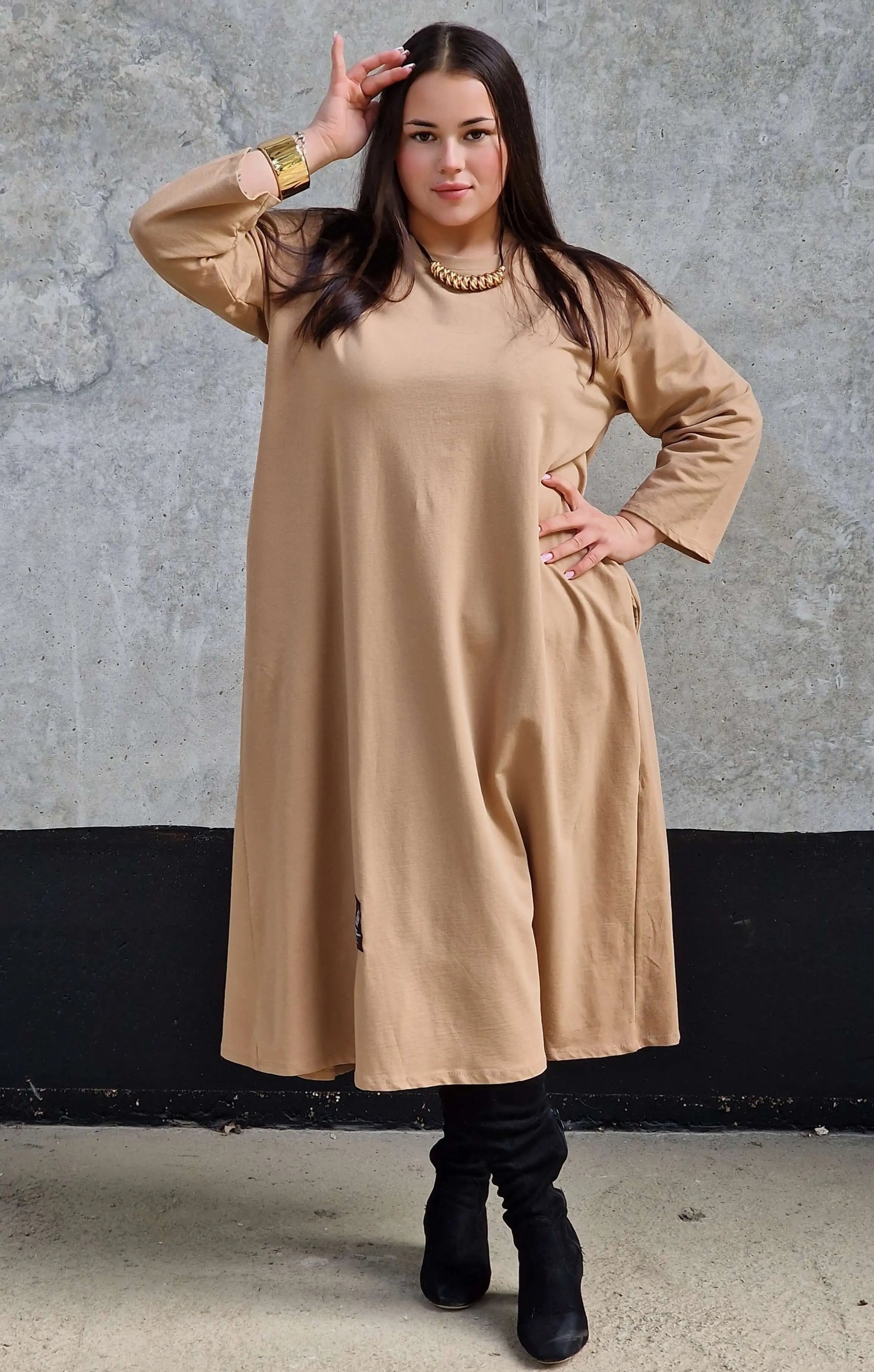 Minimalistyczna Sukienka o Luźnym Kroju Stylowa XL