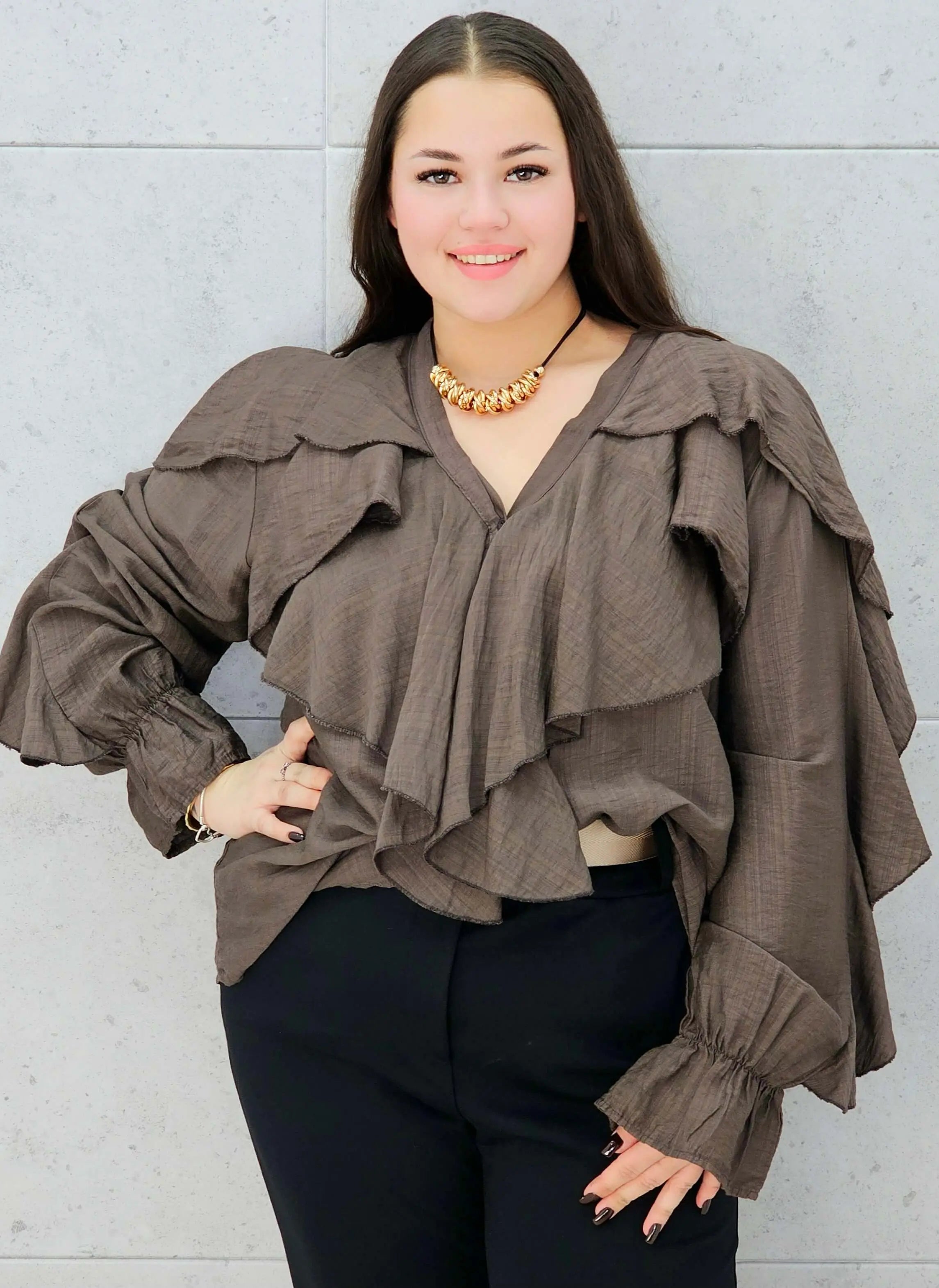 brązowa bluzka z falbanami plus size Stylowa XL – rękaw