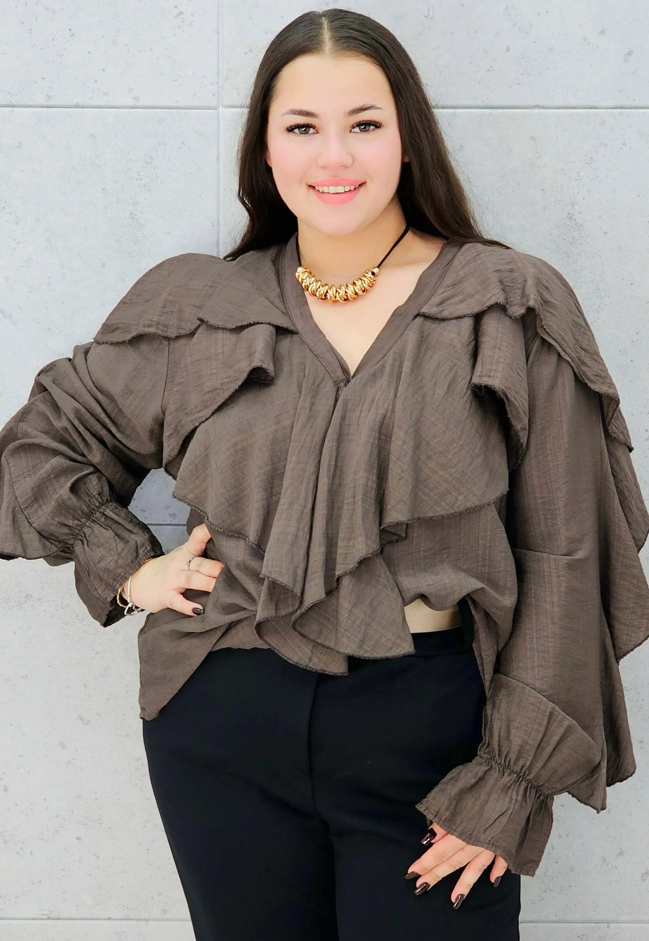 brązowa bluzka z falbanami plus size Stylowa XL – rękaw