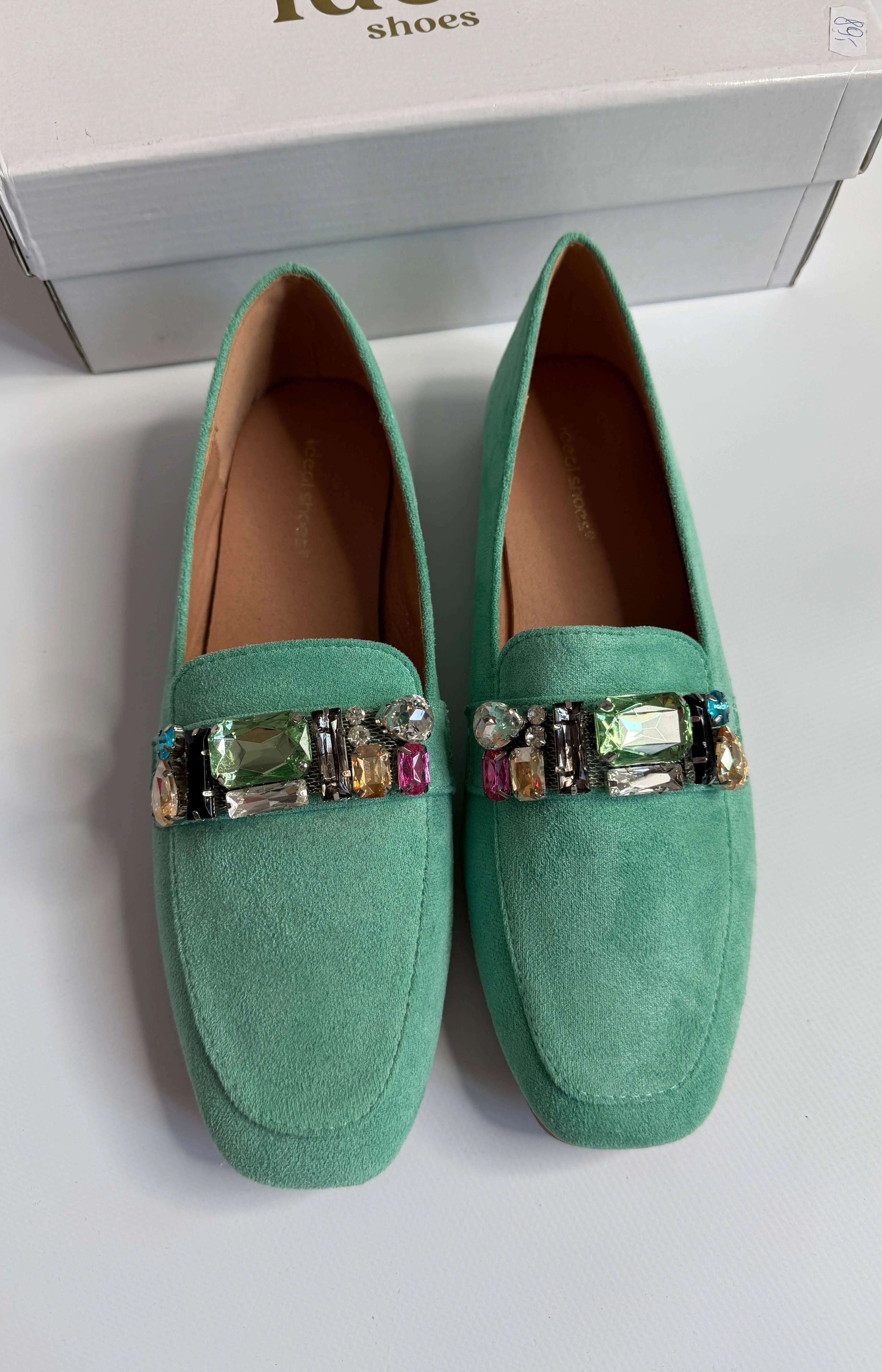 Mokasyny damskie zielone z ozdobnymi kamieniami Ideal Shoes Stylowa XL