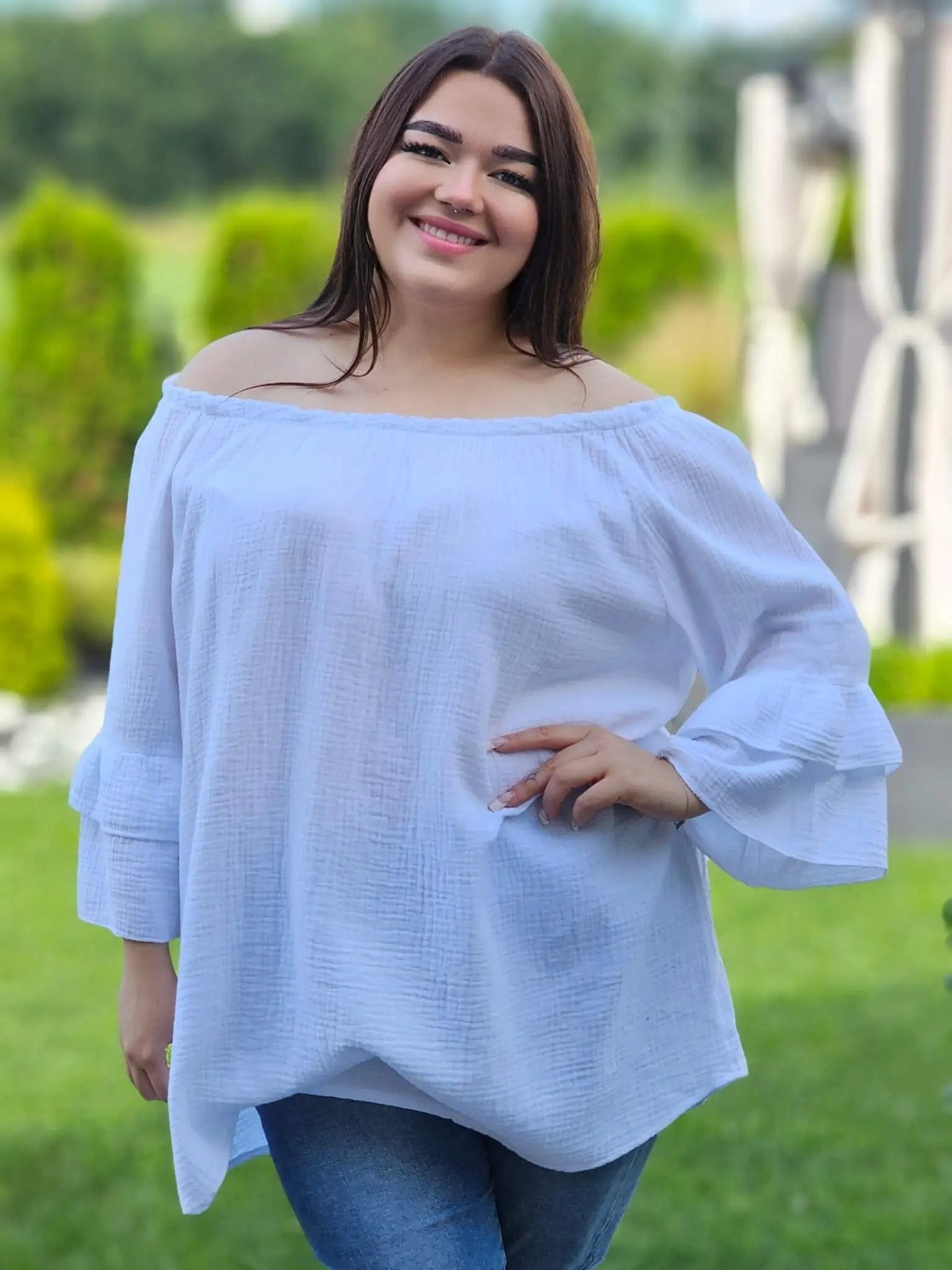 Muślinowa bluzka hiszpanka z falbanami Stylowa XL