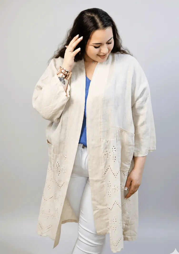 Narzutka lniana plus size z haftem – lekka i przewiewna narzutka XXL dla kobiet Stylowa XL