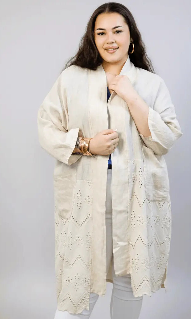 Narzutka lniana plus size z haftem – lekka i przewiewna narzutka XXL dla kobiet Stylowa XL