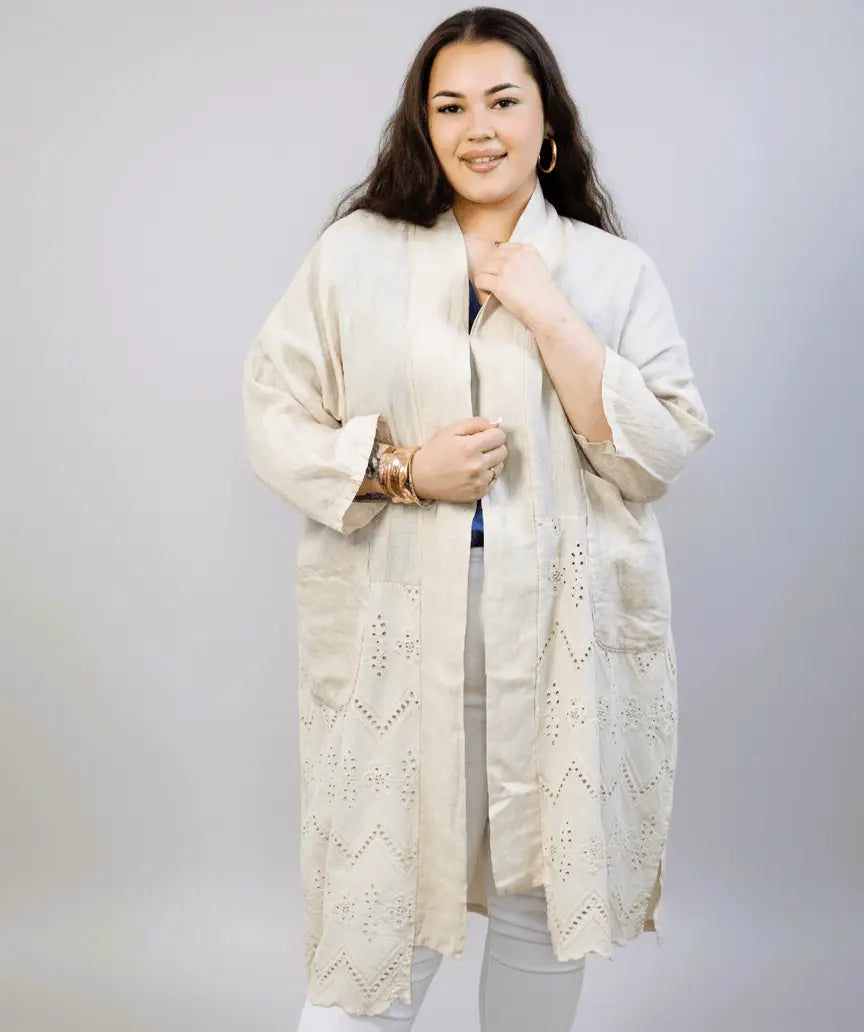 Narzutka lniana plus size z haftem – lekka i przewiewna narzutka XXL dla kobiet Stylowa XL