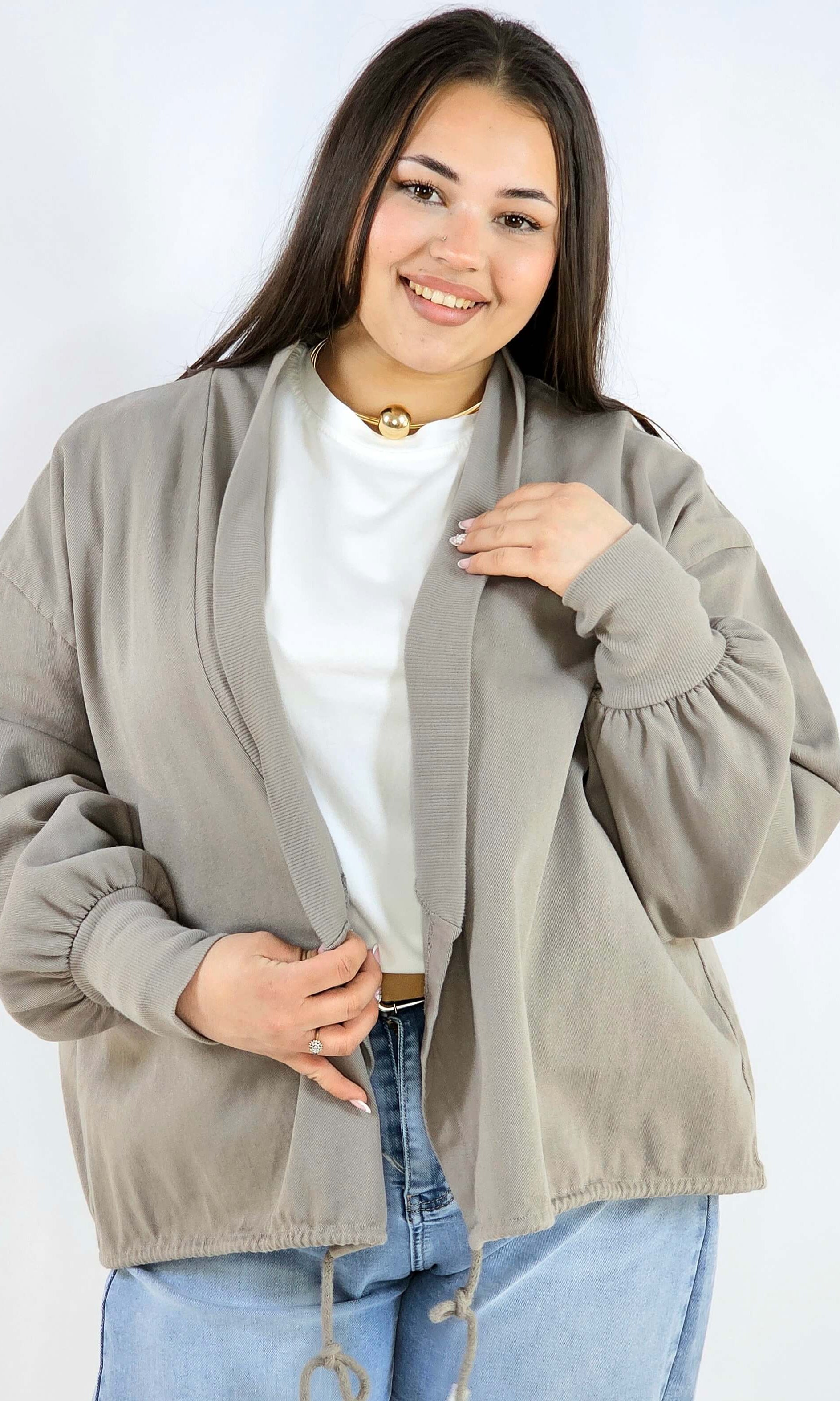 Narzutka plus size lekka oversize wiązana wygodna i stylowa Stylowa XL