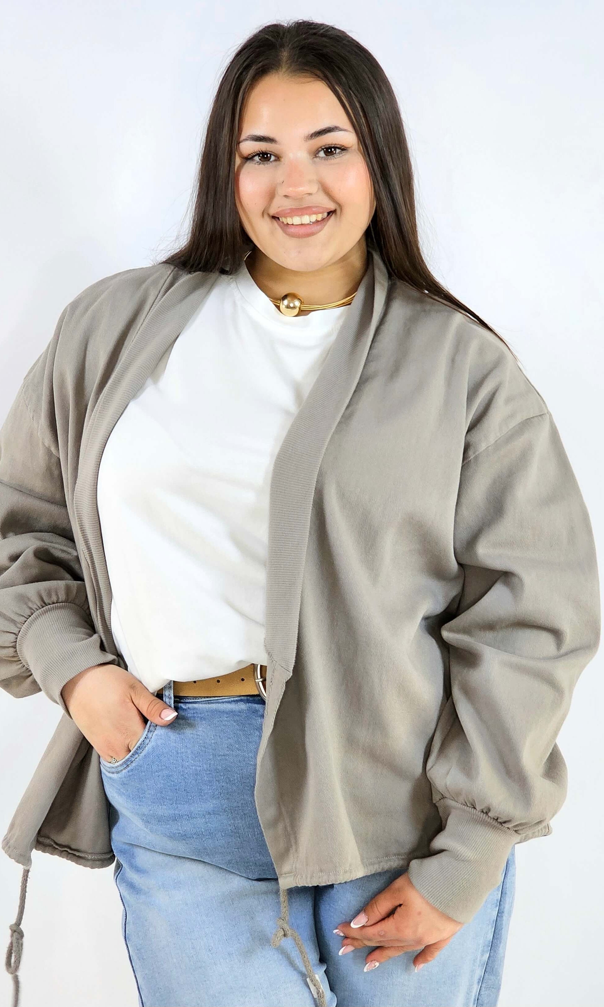 Narzutka plus size lekka oversize wiązana wygodna i stylowa Stylowa XL