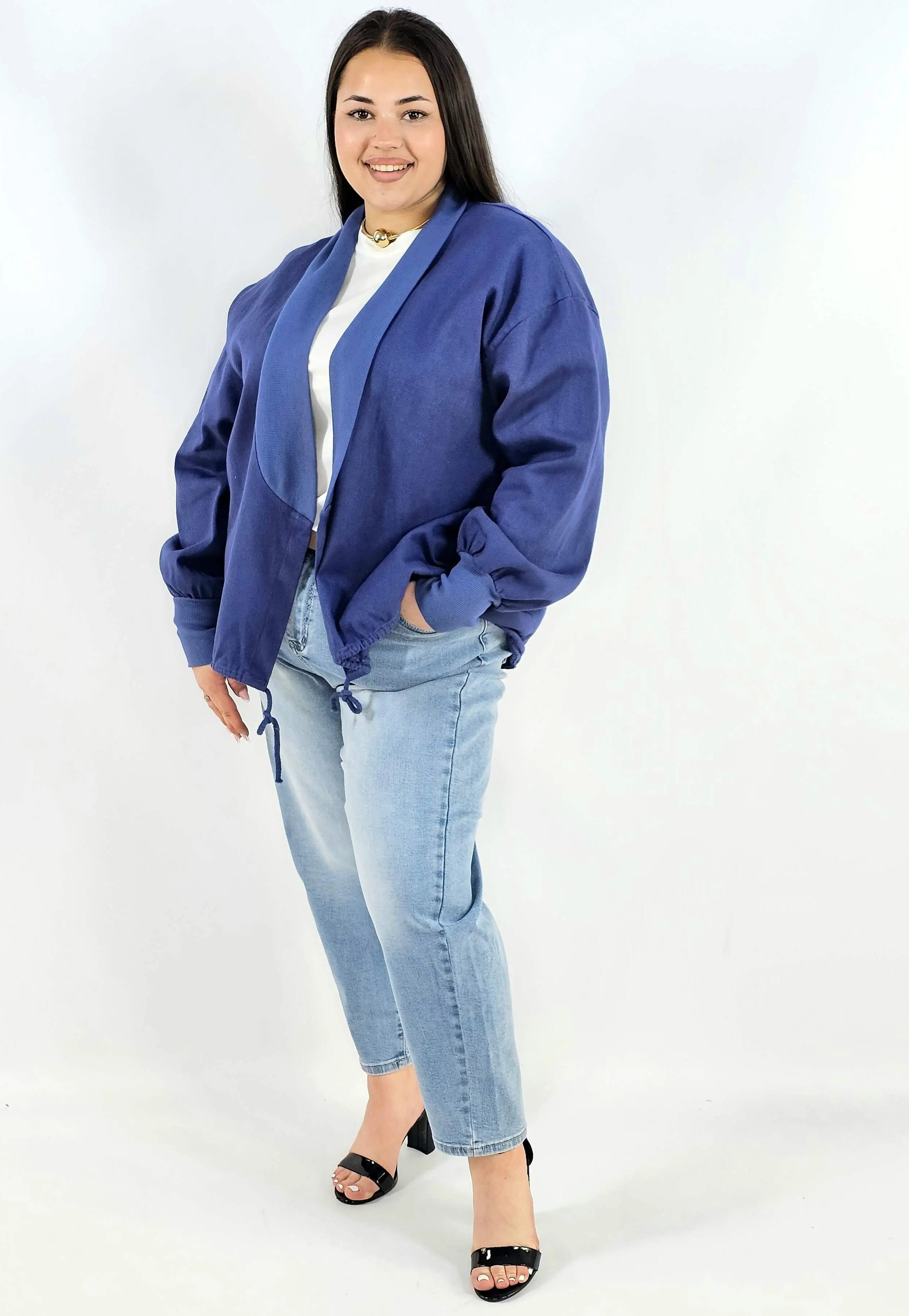 Narzutka plus size lekka oversize wiązana wygodna i stylowa Stylowa XL