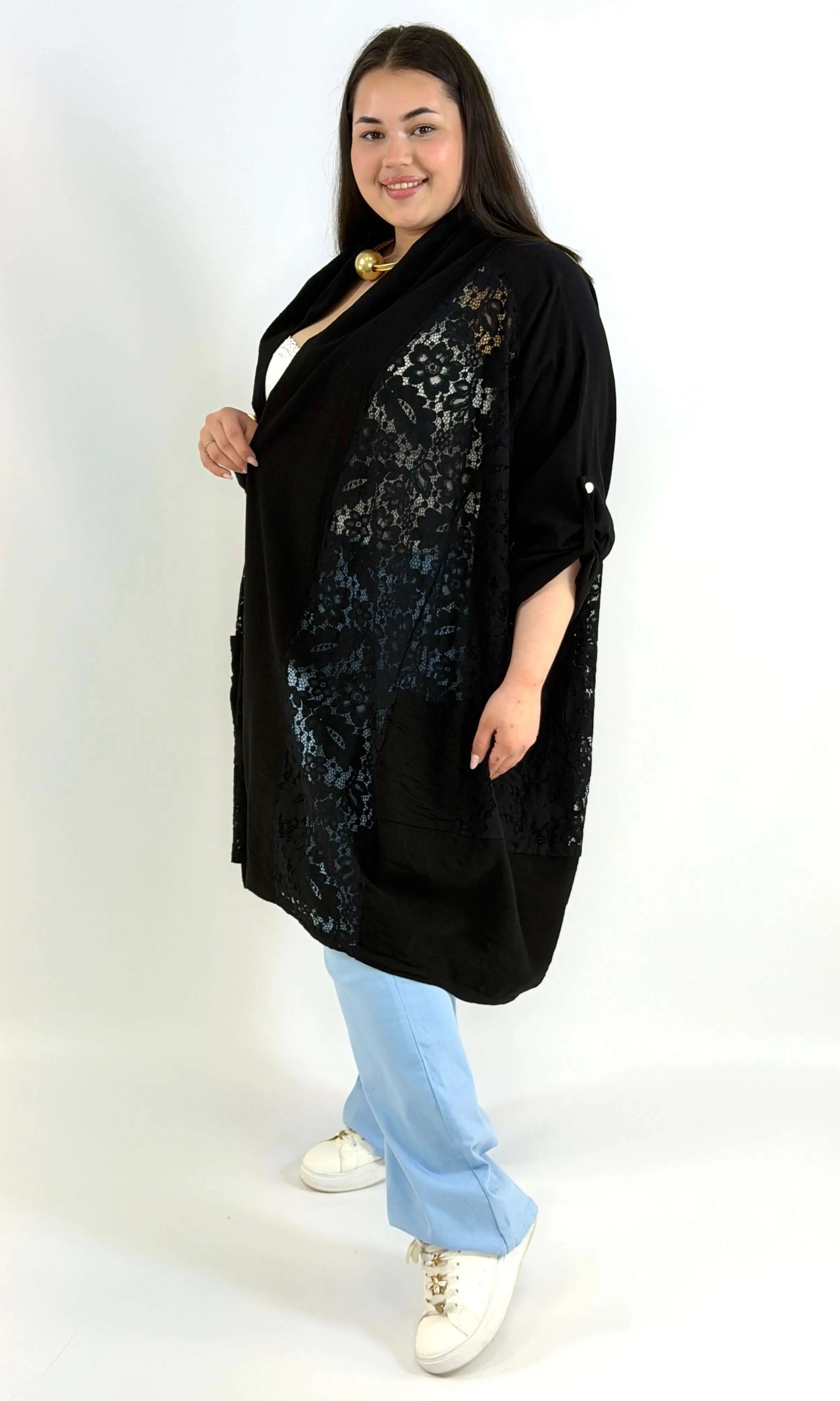 Narzutka plus size lniana z koronką – lekka narzutka XXL w eleganckim stylu Stylowa XL