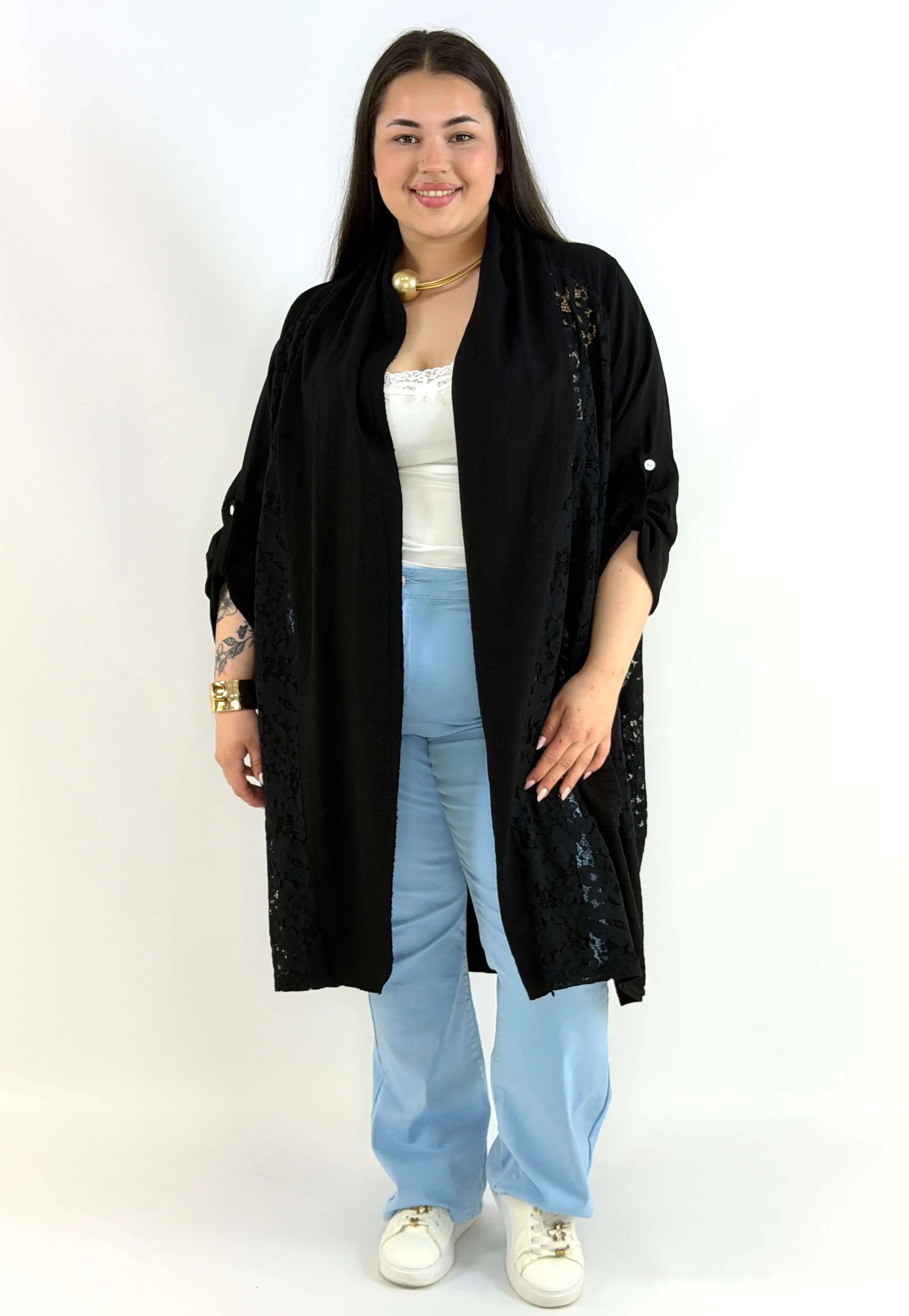 Narzutka plus size lniana z koronką – lekka narzutka XXL w eleganckim stylu Stylowa XL
