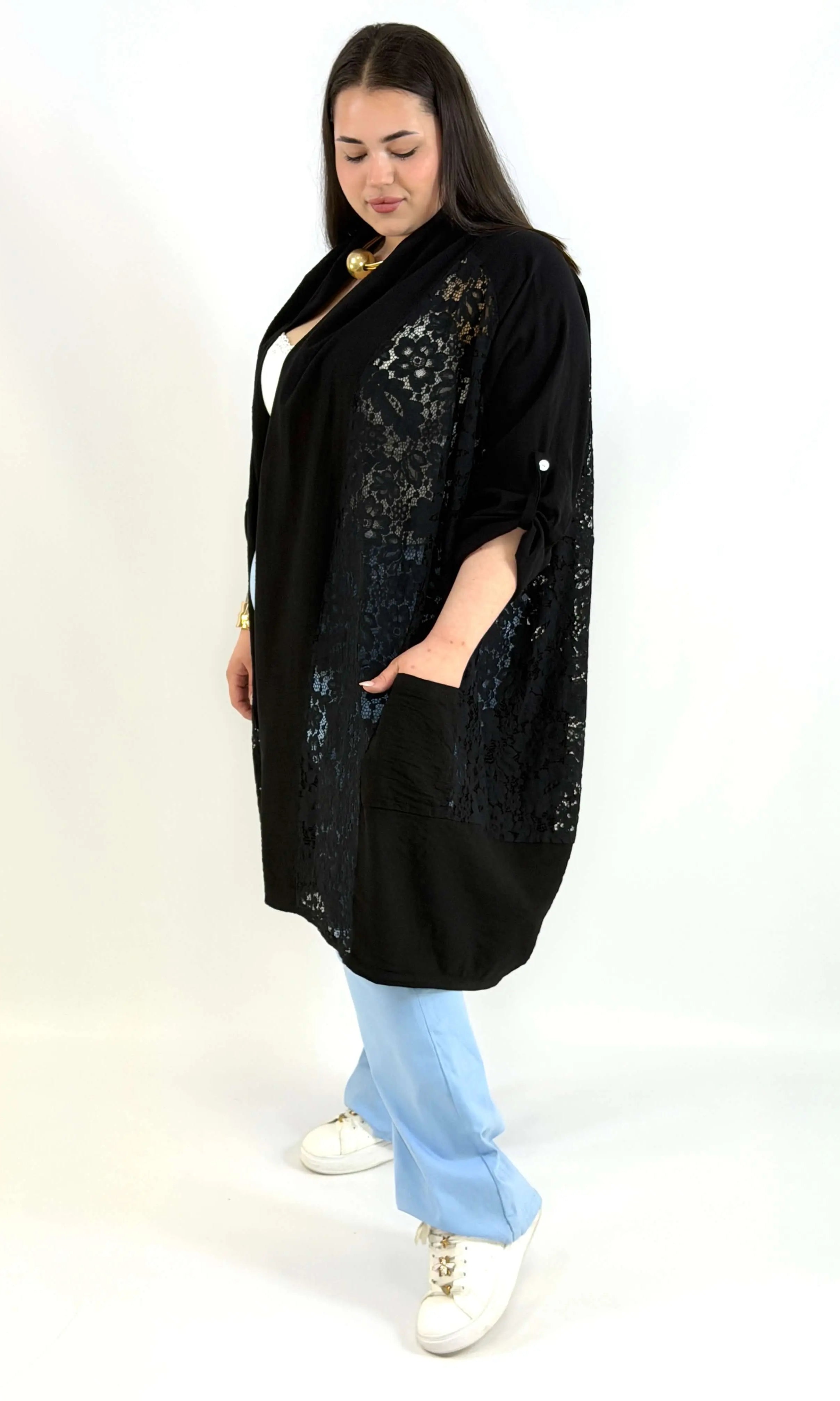 Narzutka plus size lniana z koronką – lekka narzutka XXL w eleganckim stylu Stylowa XL