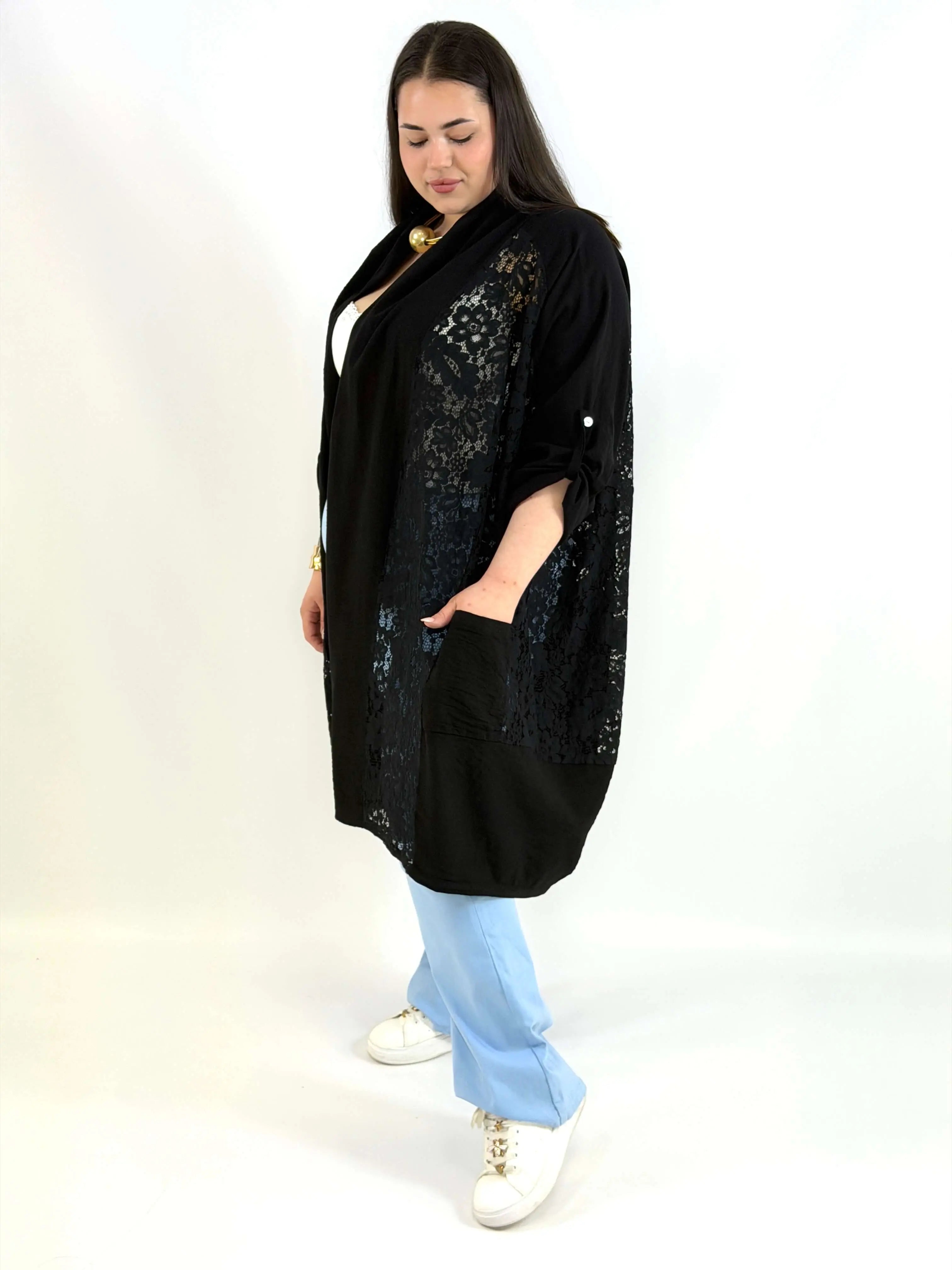 Narzutka plus size lniana z koronką – lekka narzutka XXL w eleganckim stylu Stylowa XL