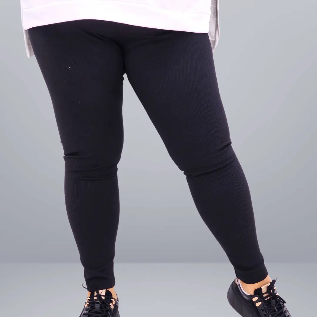 Ocieplane legginsy – komfort i styl na chłodniejsze dni Stylowa XL