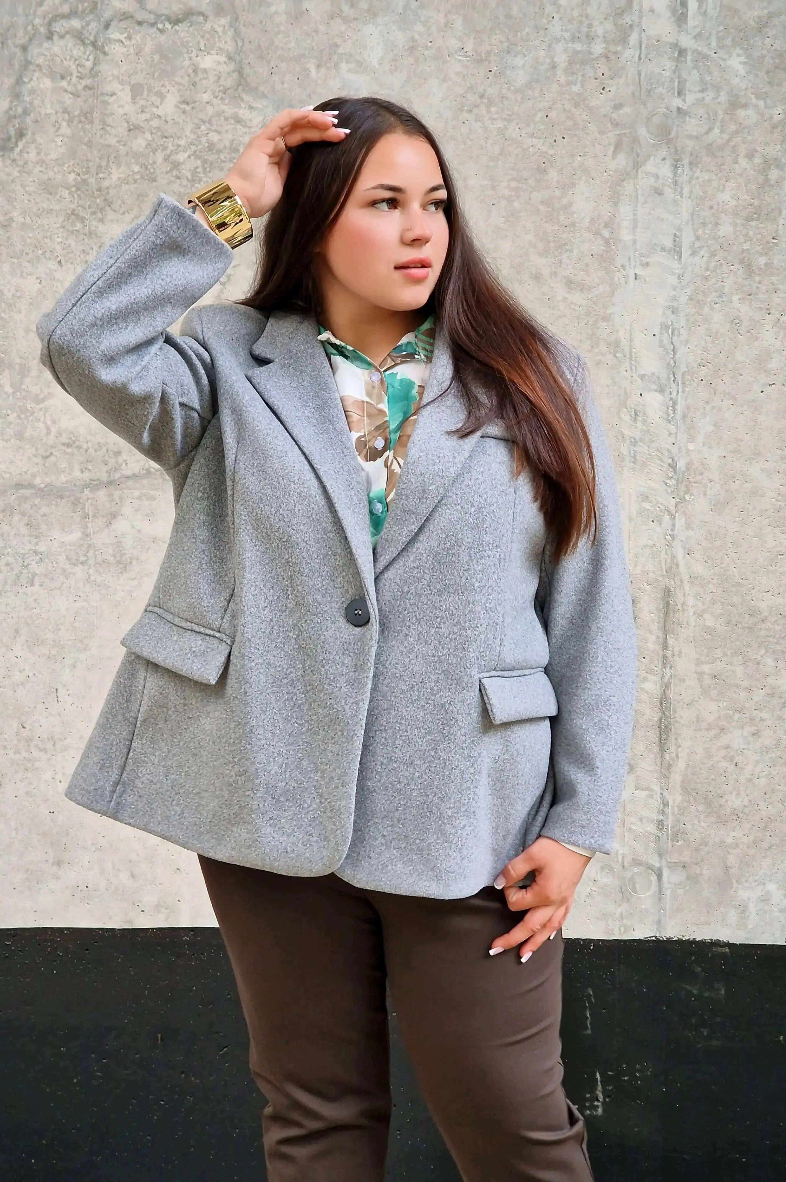 Oversize marynarka plus size – nowoczesna elegancja i stylowy komfort Stylowa XL