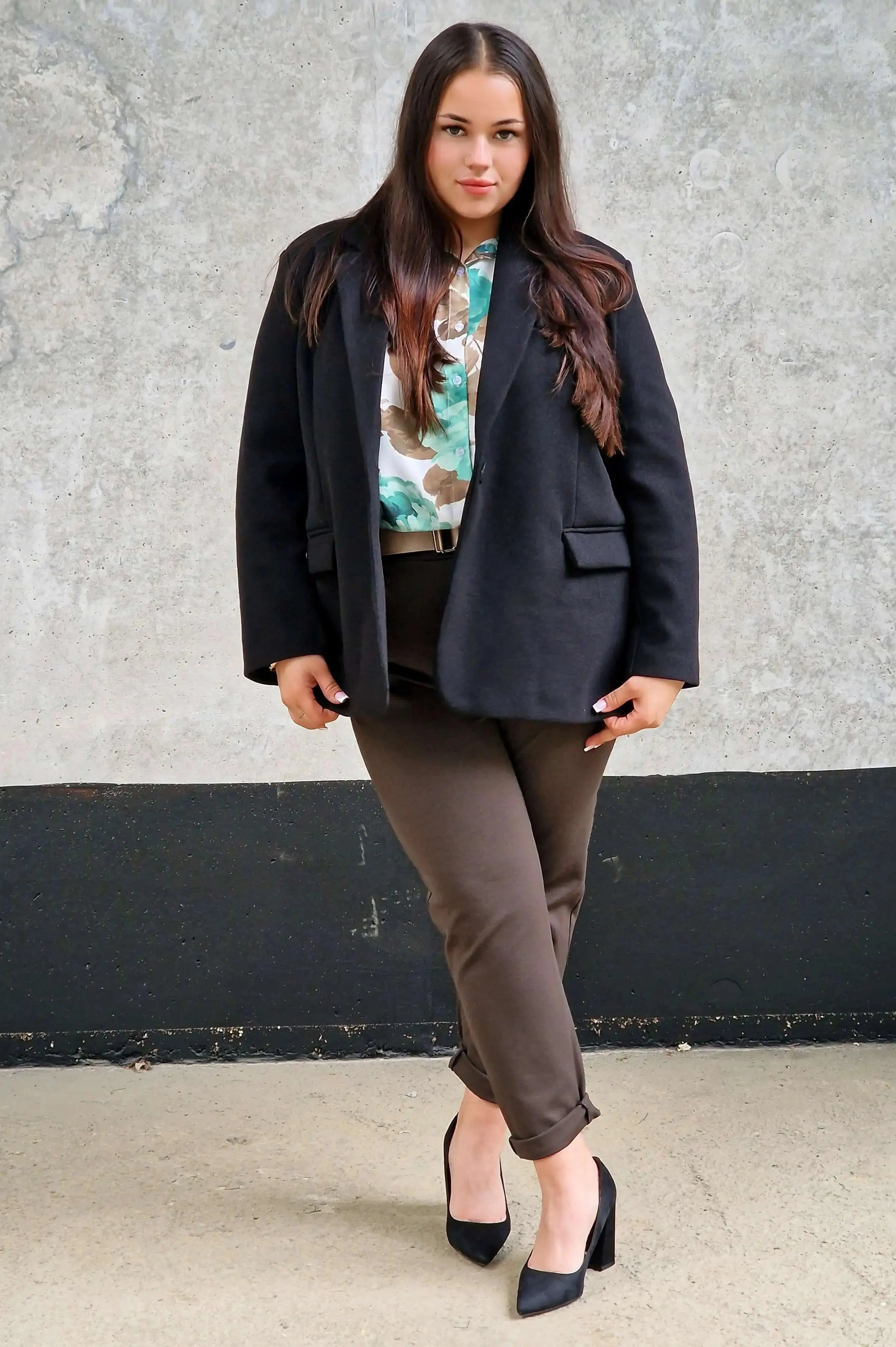 Oversize marynarka plus size – nowoczesna elegancja i stylowy komfort Stylowa XL
