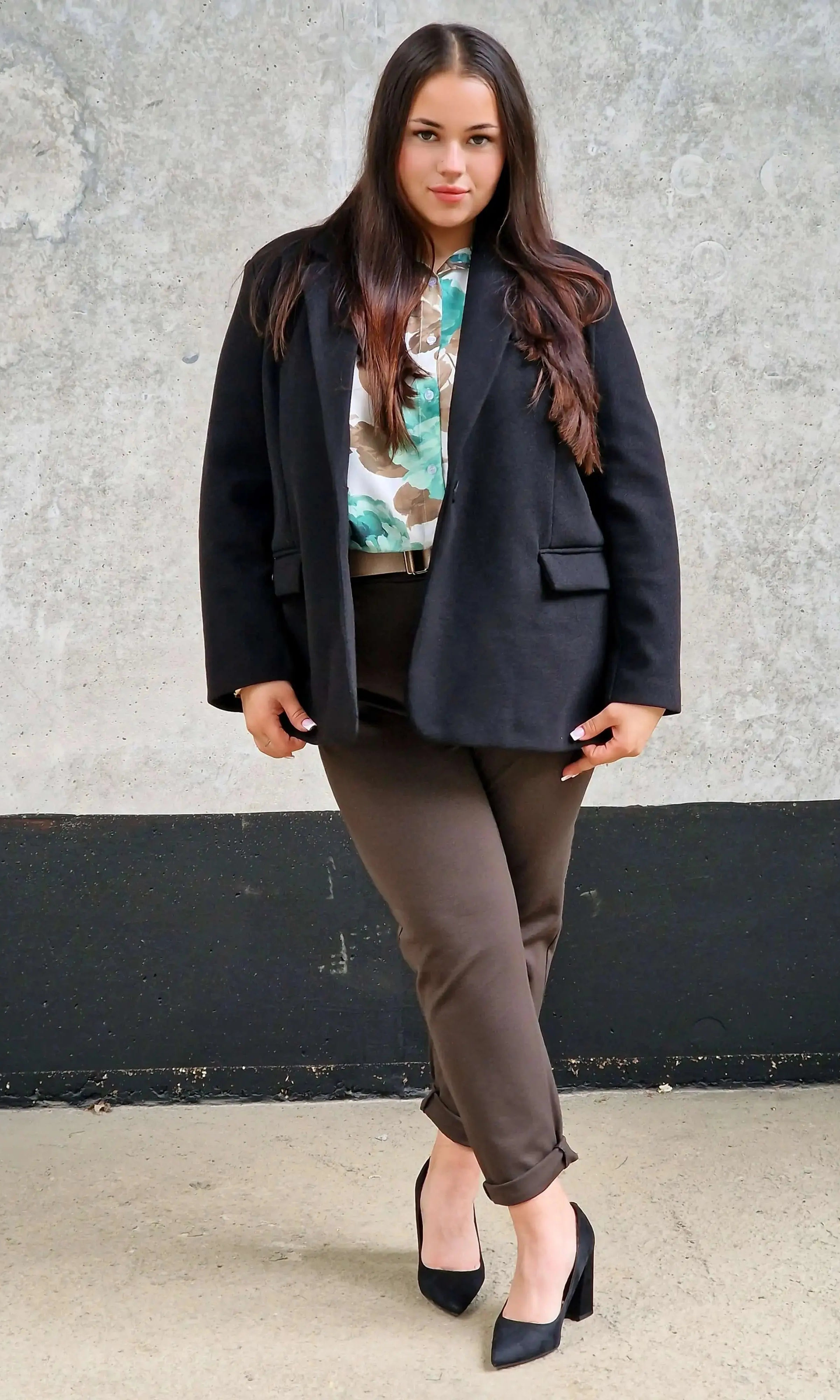 Oversize marynarka plus size – nowoczesna elegancja i stylowy komfort Stylowa XL