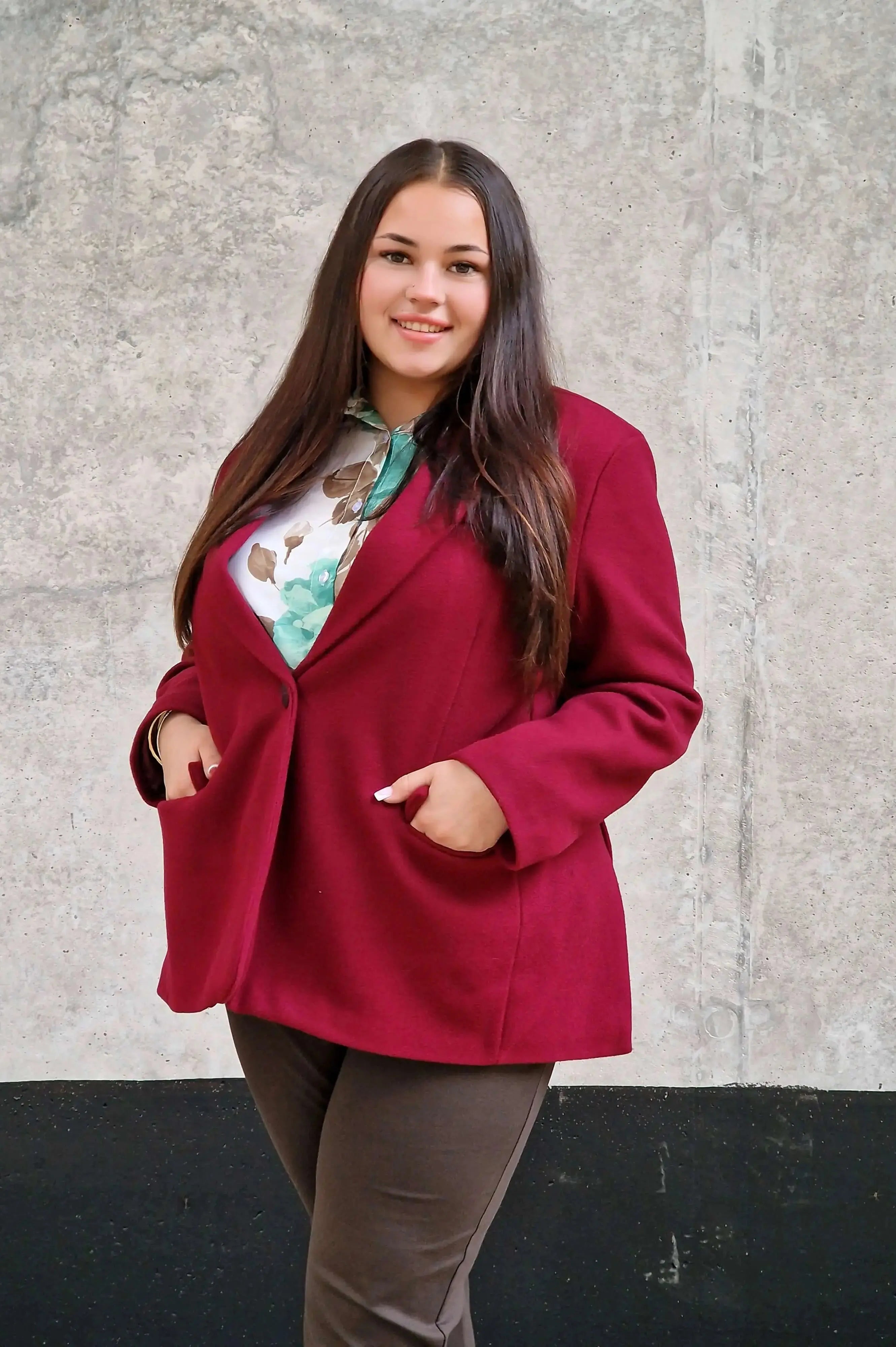Oversize marynarka plus size – nowoczesna elegancja i stylowy komfort Stylowa XL