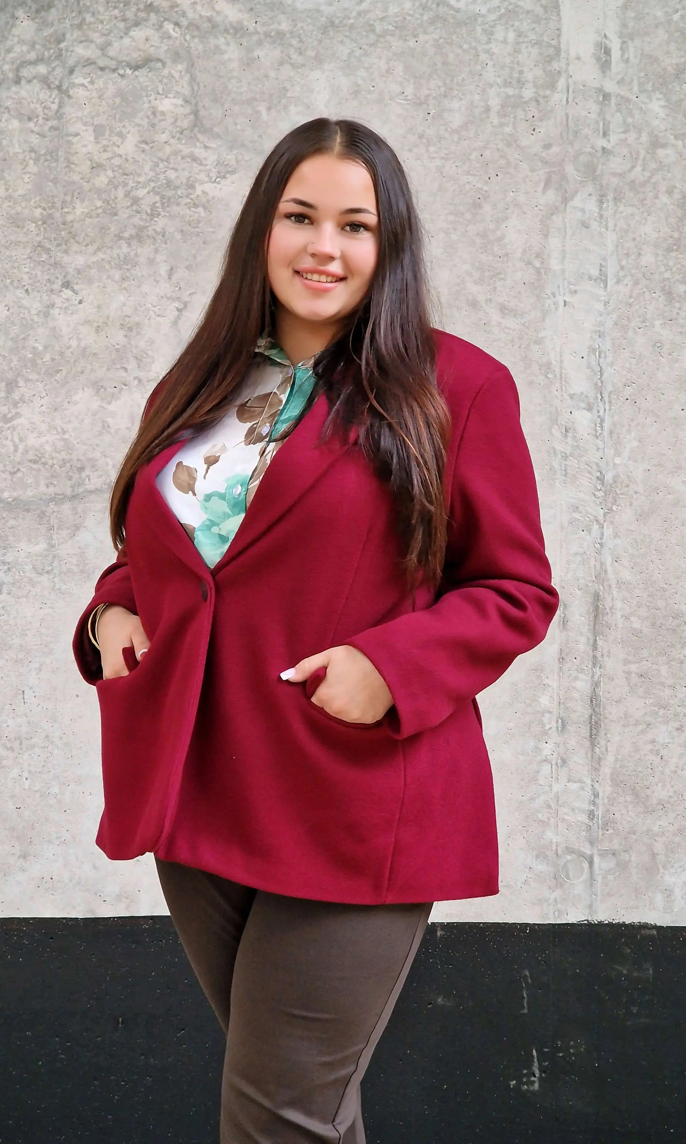 Oversize marynarka plus size – nowoczesna elegancja i stylowy komfort Stylowa XL