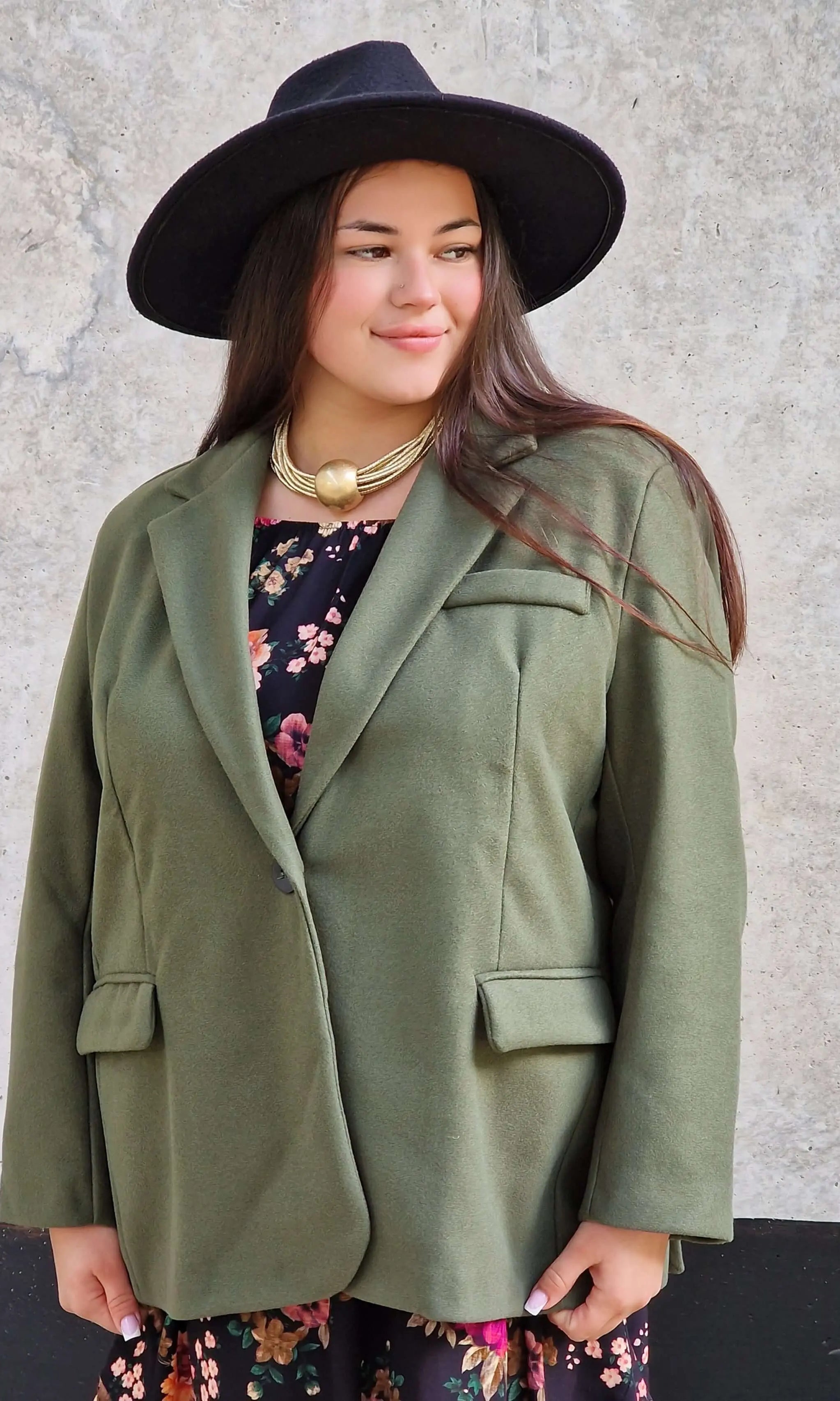 Oversize marynarka plus size – nowoczesna elegancja i stylowy komfort Stylowa XL