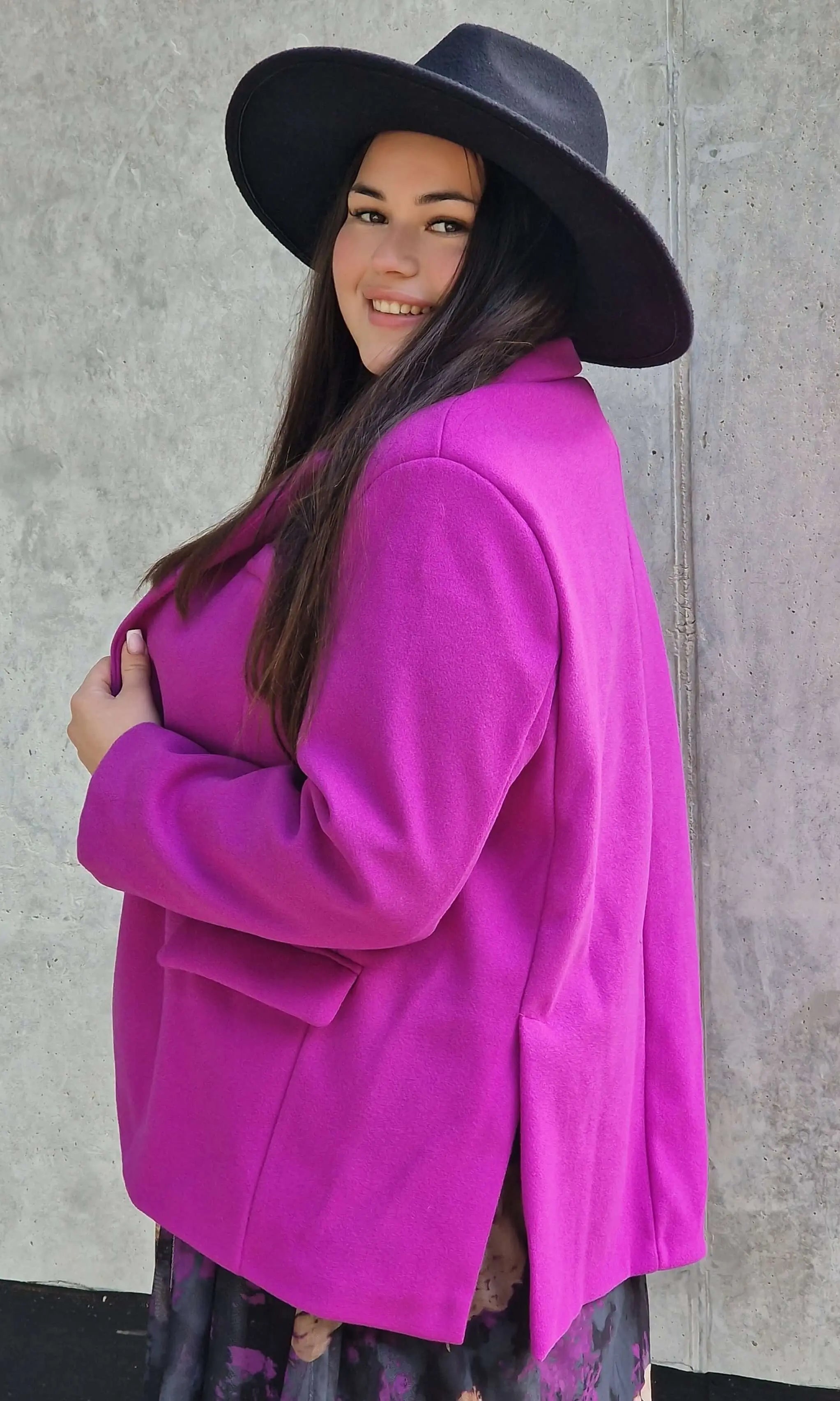 Oversize marynarka plus size – nowoczesna elegancja i stylowy komfort Stylowa XL