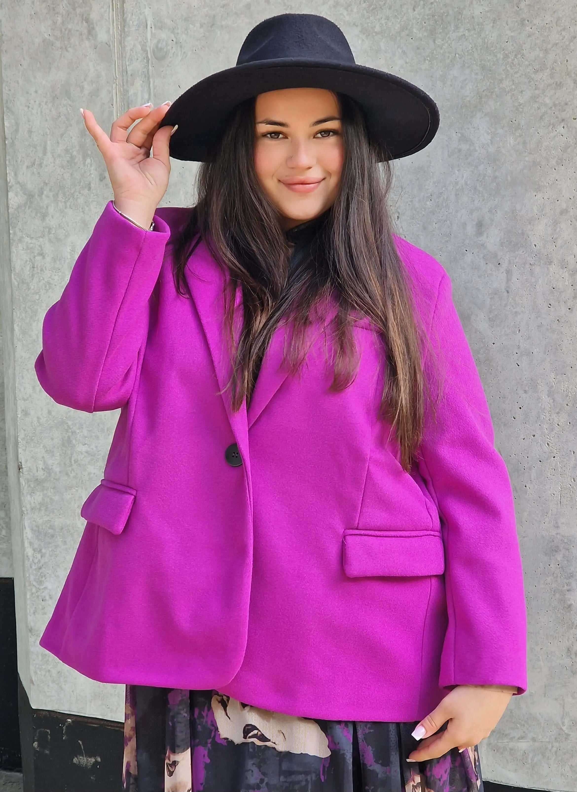 Oversize marynarka plus size – nowoczesna elegancja i stylowy komfort Stylowa XL