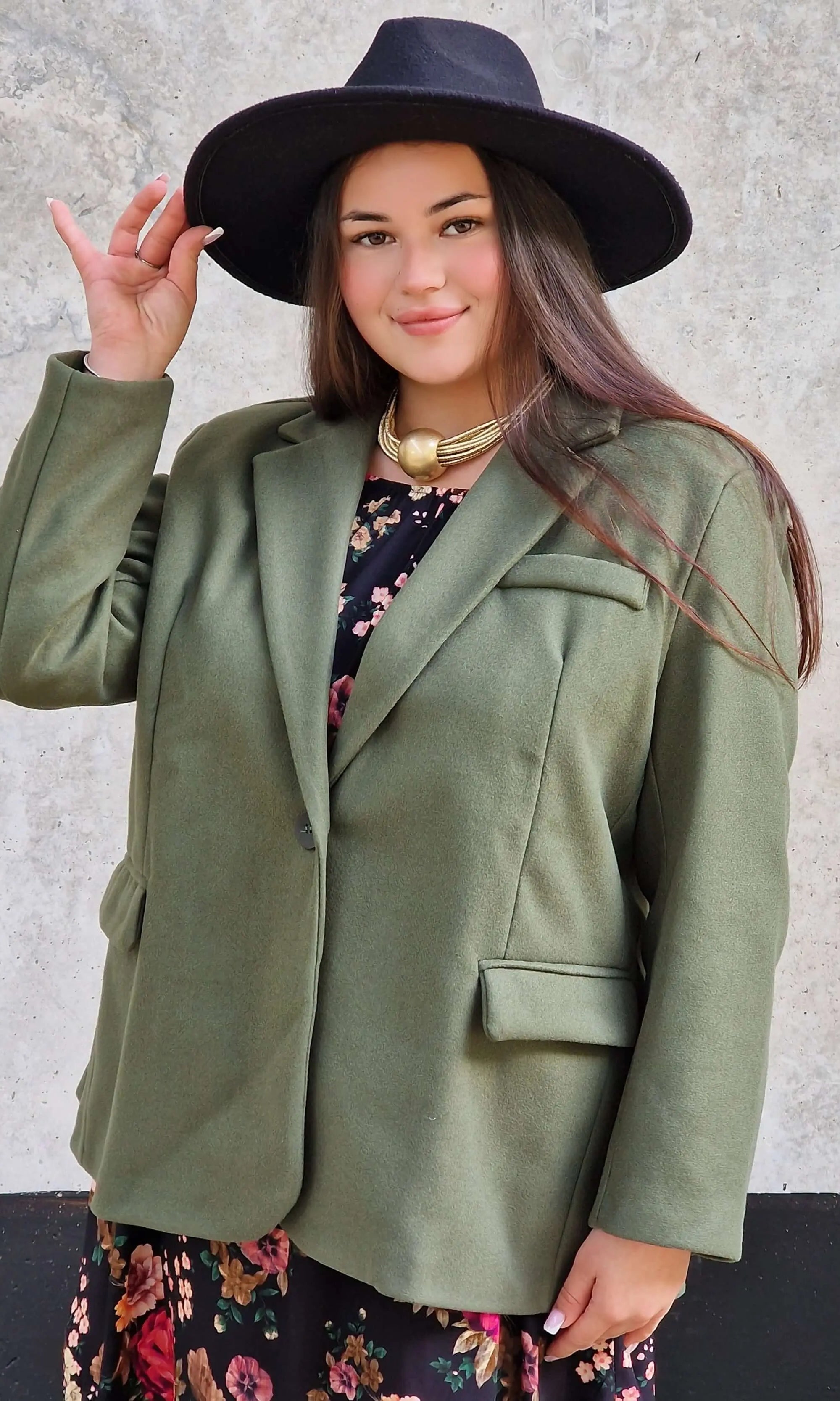 Oversize marynarka plus size – nowoczesna elegancja i stylowy komfort Stylowa XL