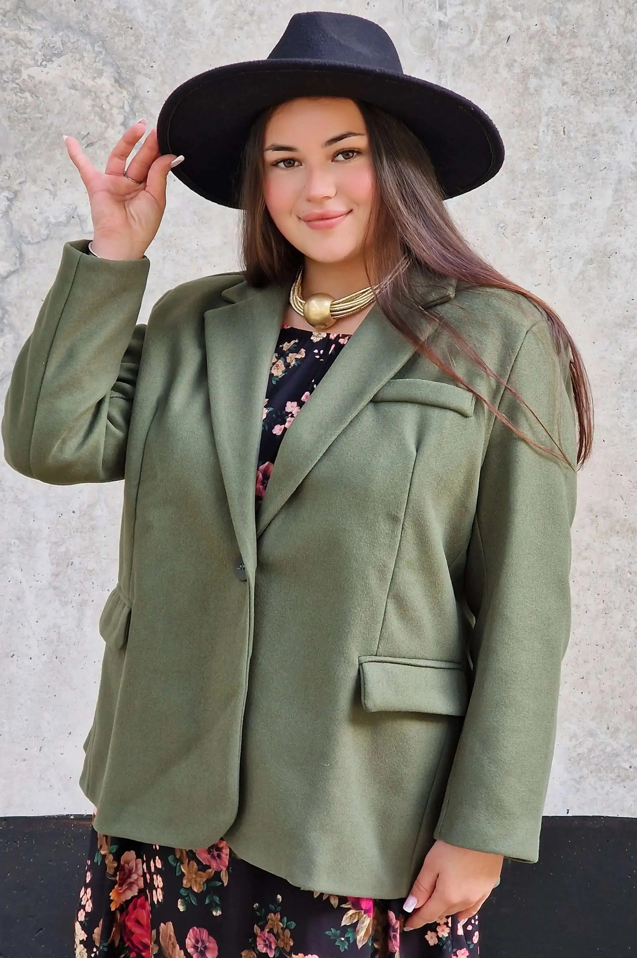 Oversize marynarka plus size – nowoczesna elegancja i stylowy komfort Stylowa XL