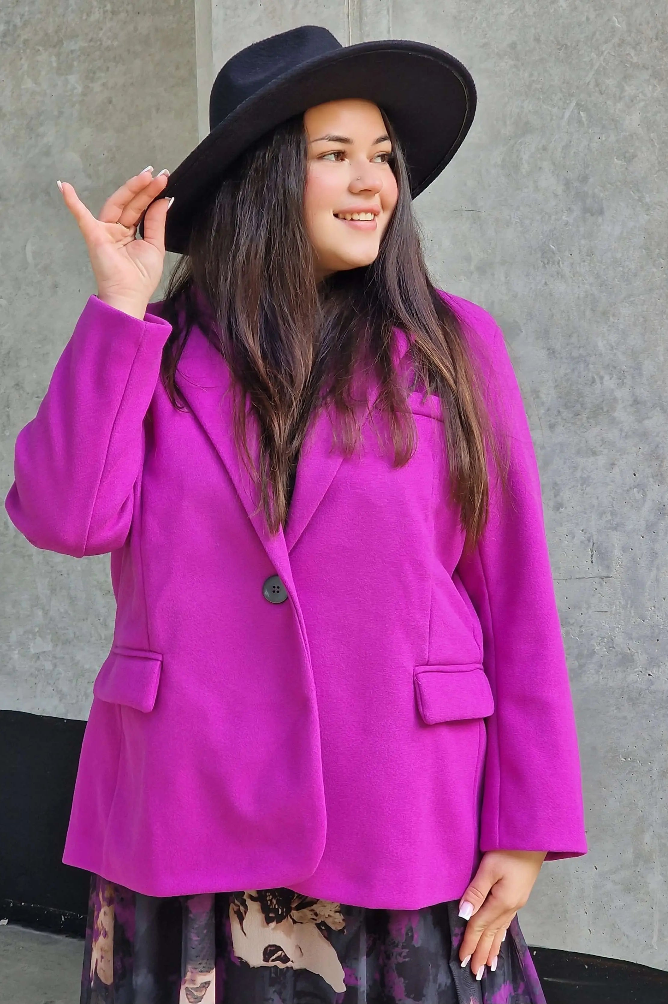 Oversize marynarka plus size – nowoczesna elegancja i stylowy komfort Stylowa XL